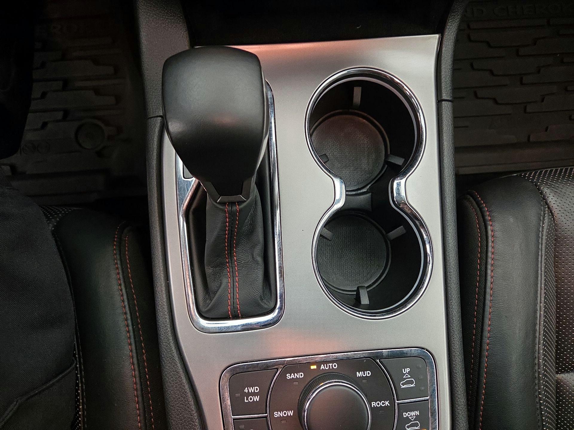 Thumbnail: 2021 Jeep Grand Cherokee - 18
