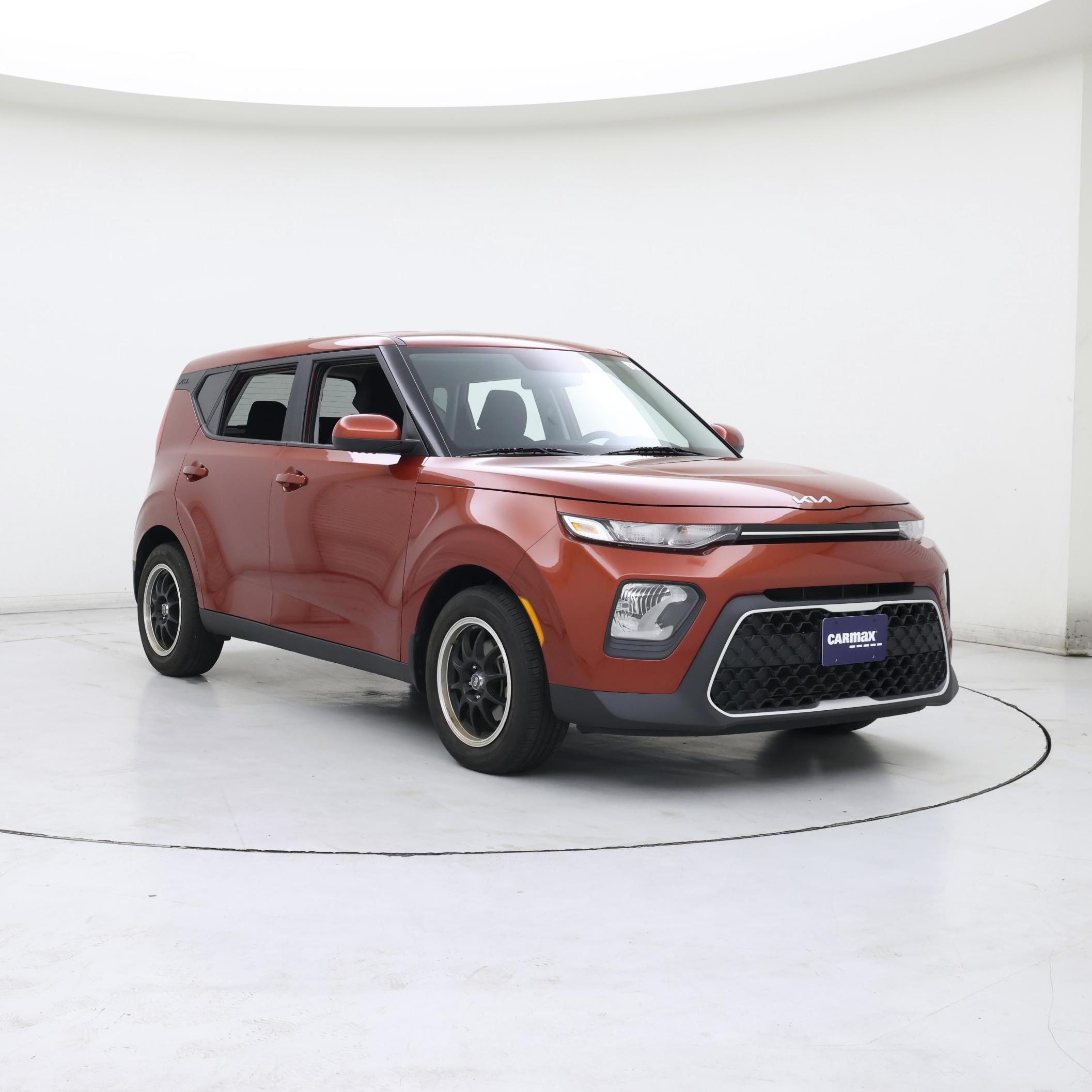 Orange 2022 Kia Soul SUV / Crossover Front-Wheel Drive Automatic