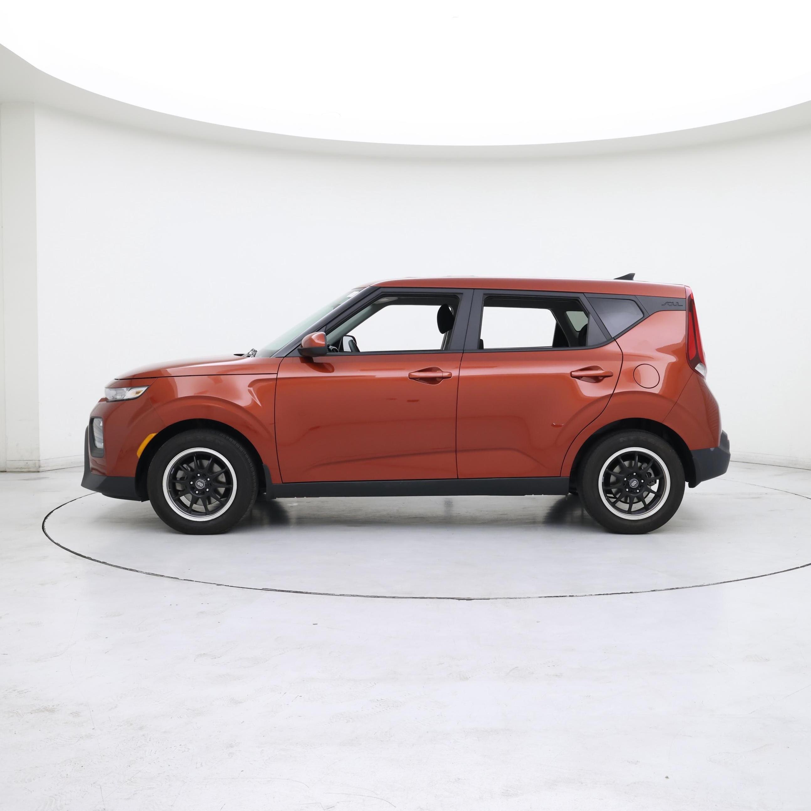 Thumbnail: 2022 Kia Soul - 3