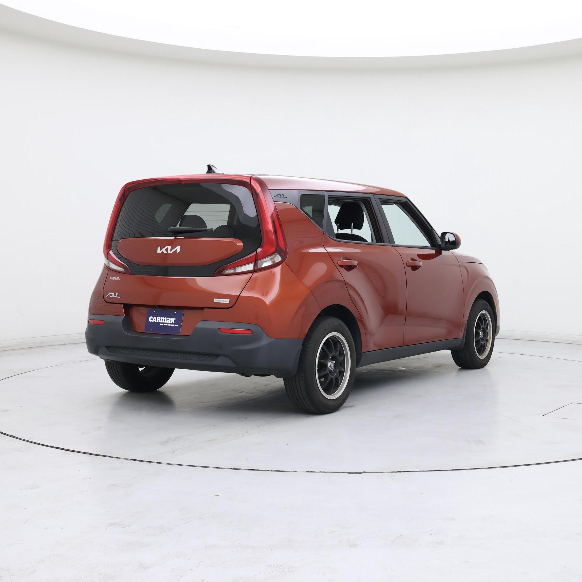 Thumbnail: 2022 Kia Soul - 8