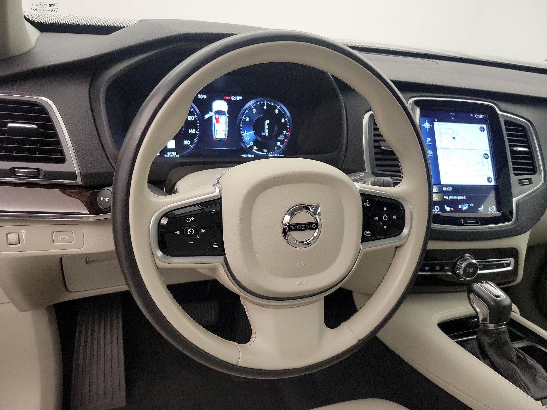 Thumbnail: 2019 Volvo XC90 - 10