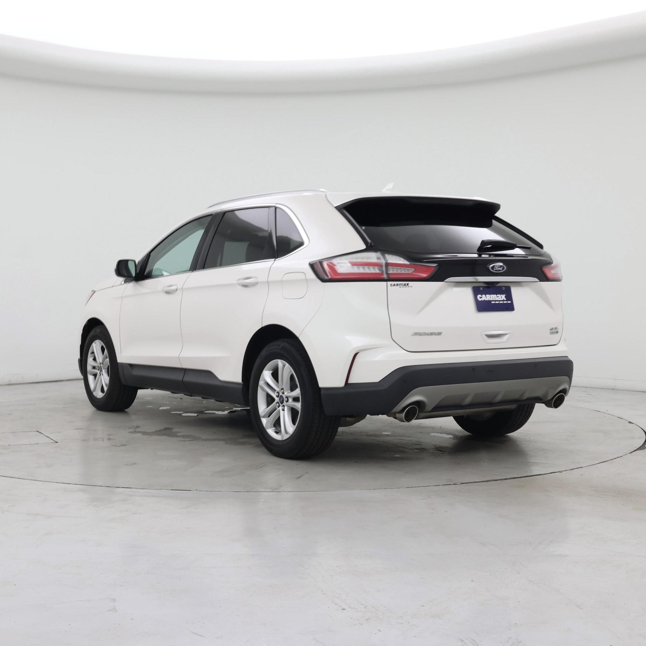 Thumbnail: 2019 Ford Edge - 2