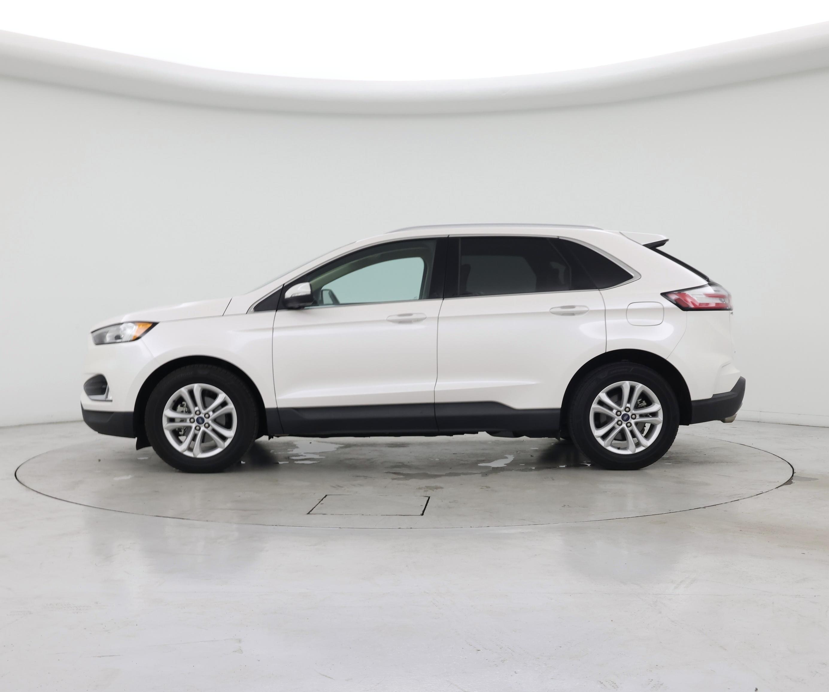 Thumbnail: 2019 Ford Edge - 3