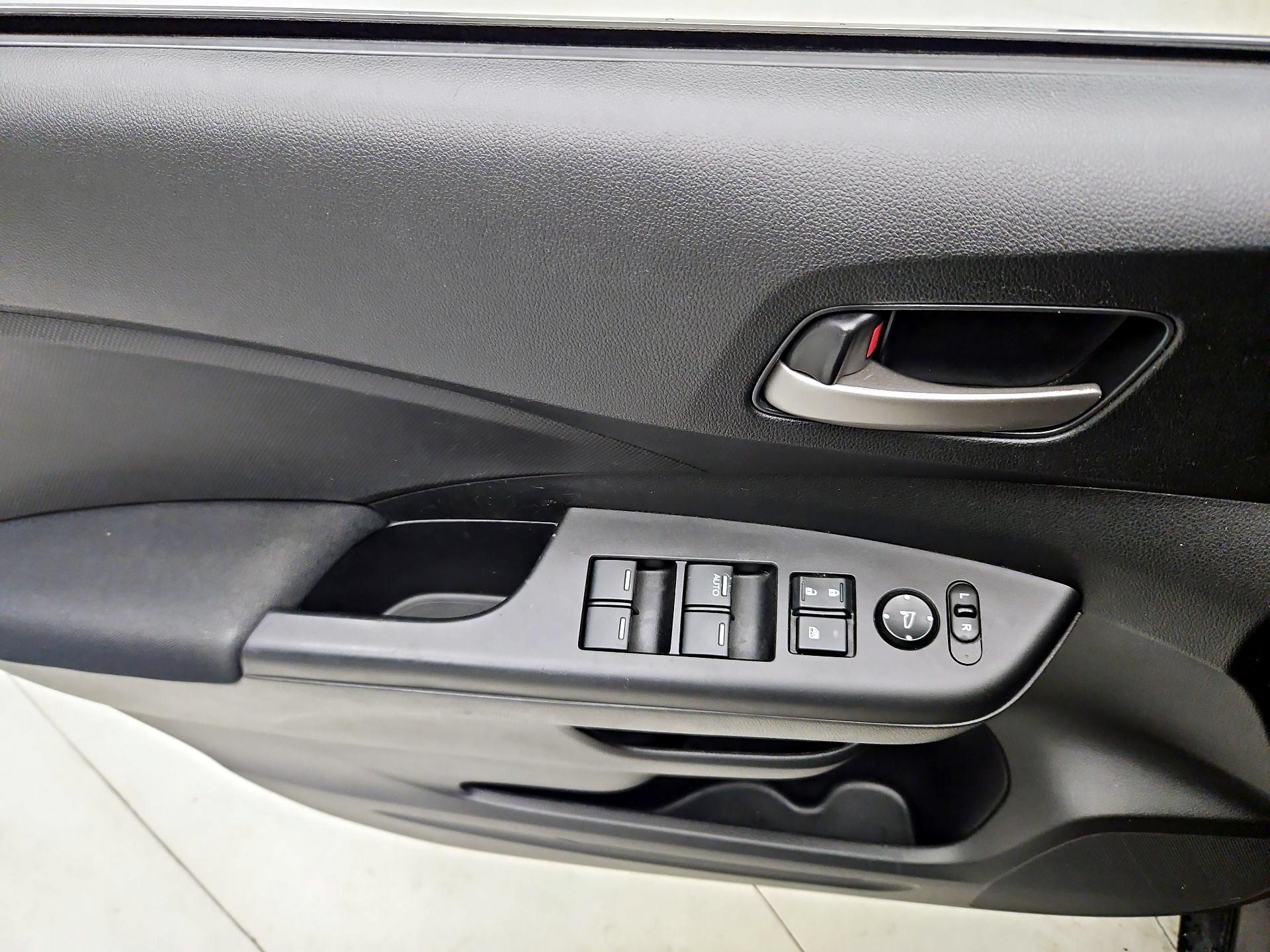 Thumbnail: 2015 Honda CR-V - 12