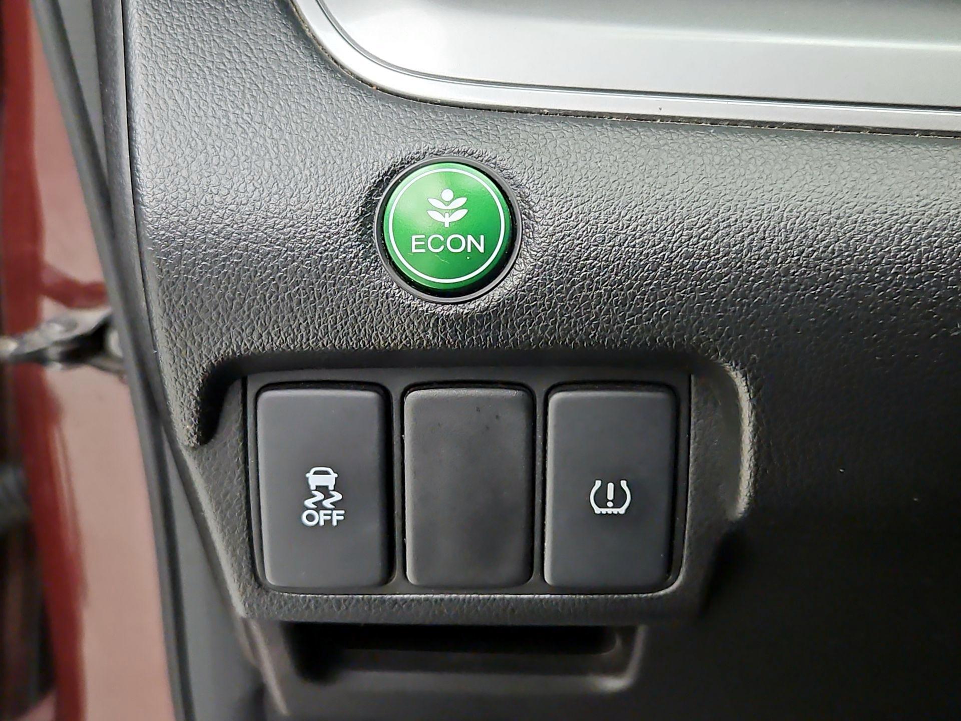 Thumbnail: 2015 Honda CR-V - 13