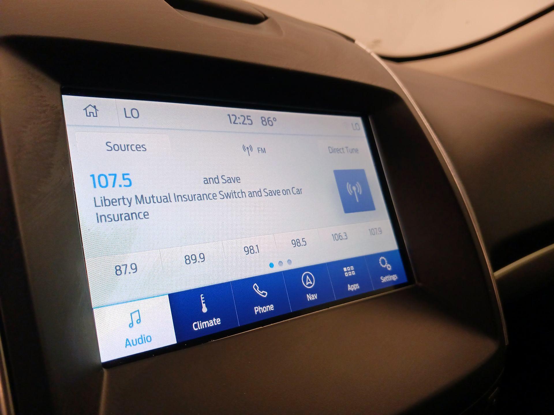 Thumbnail: 2019 Ford Edge - 16