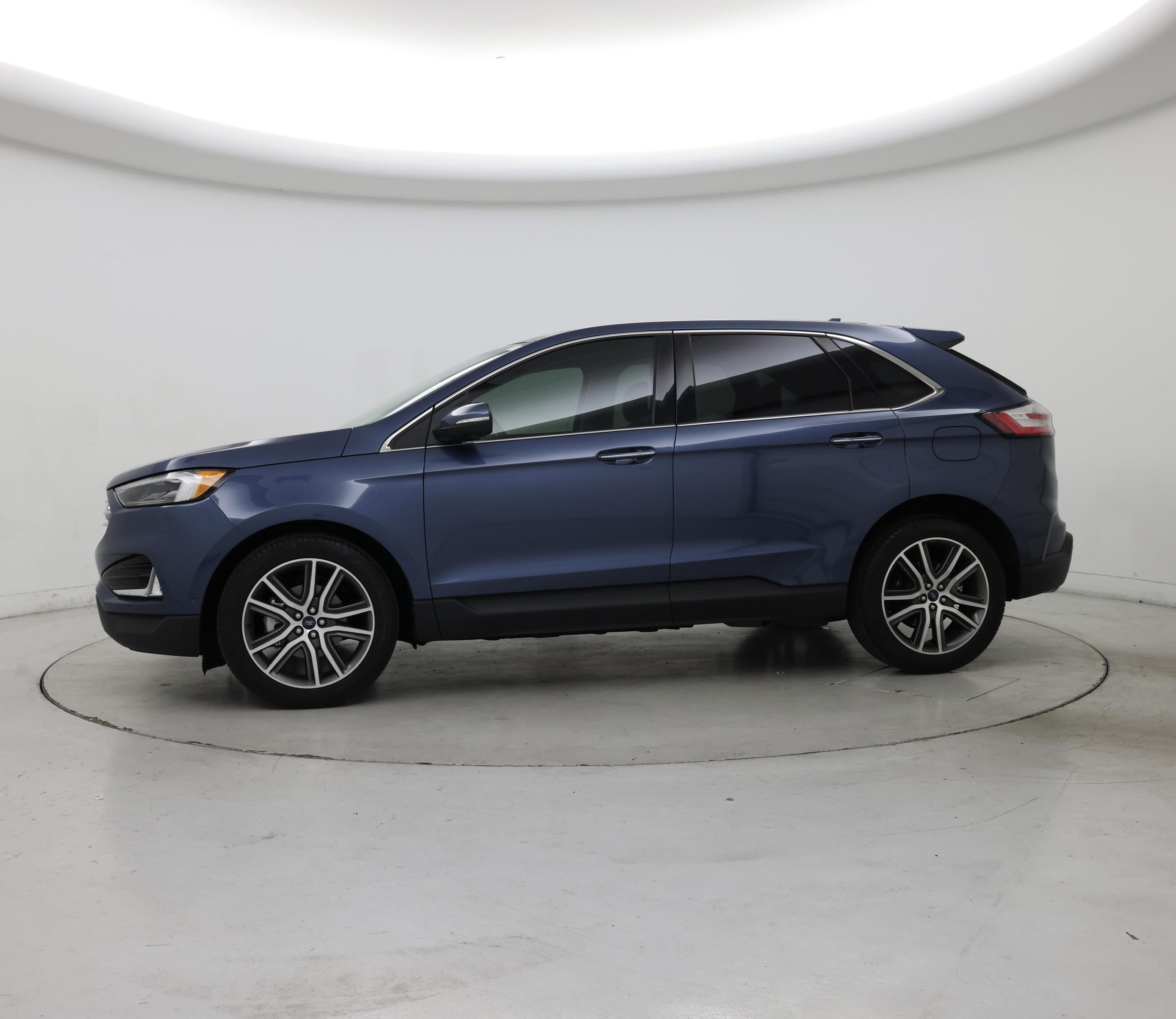 Thumbnail: 2019 Ford Edge - 3