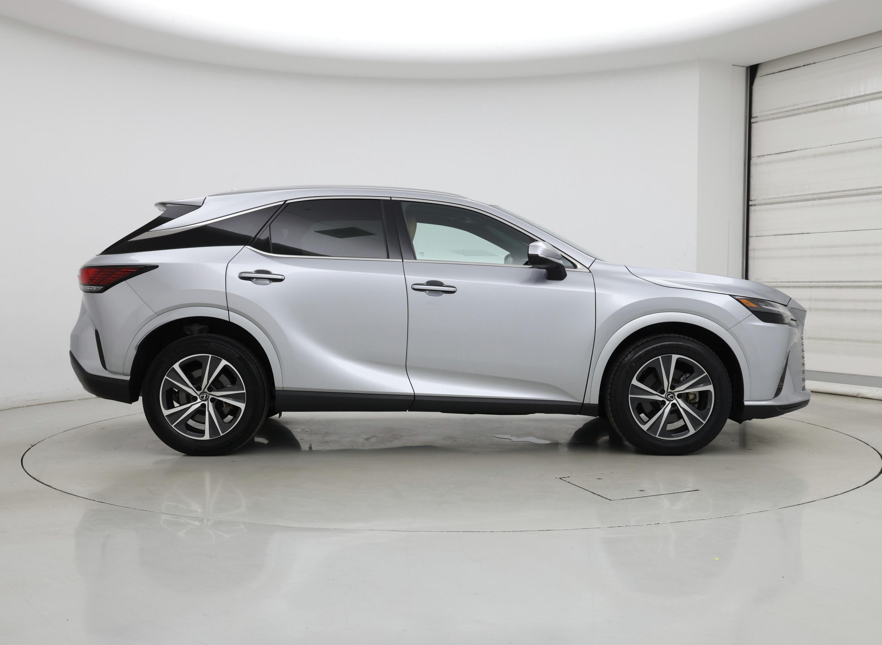 Thumbnail: 2023 Lexus RX - 7
