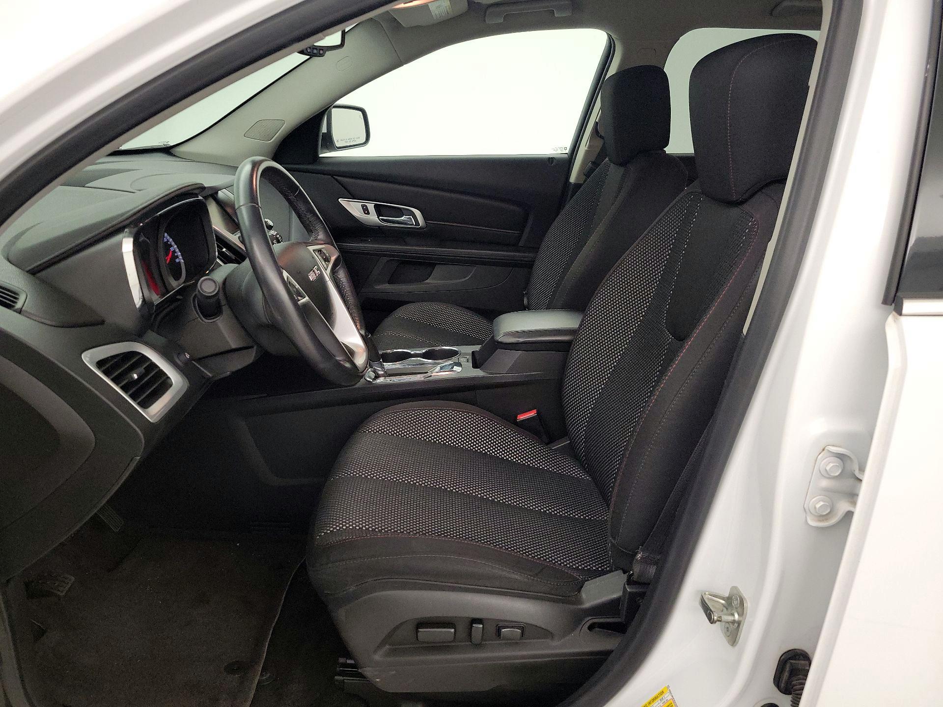 Thumbnail: 2016 GMC Terrain - 11