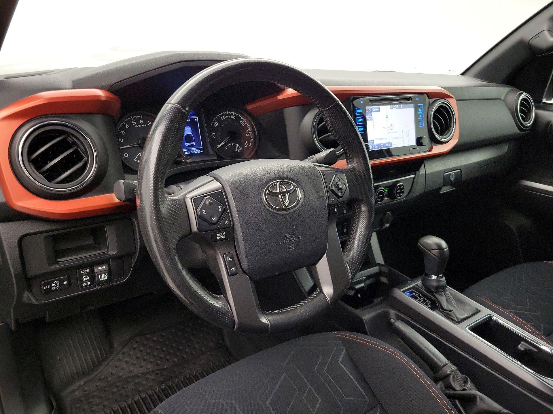 Thumbnail: 2017 Toyota Tacoma - 9