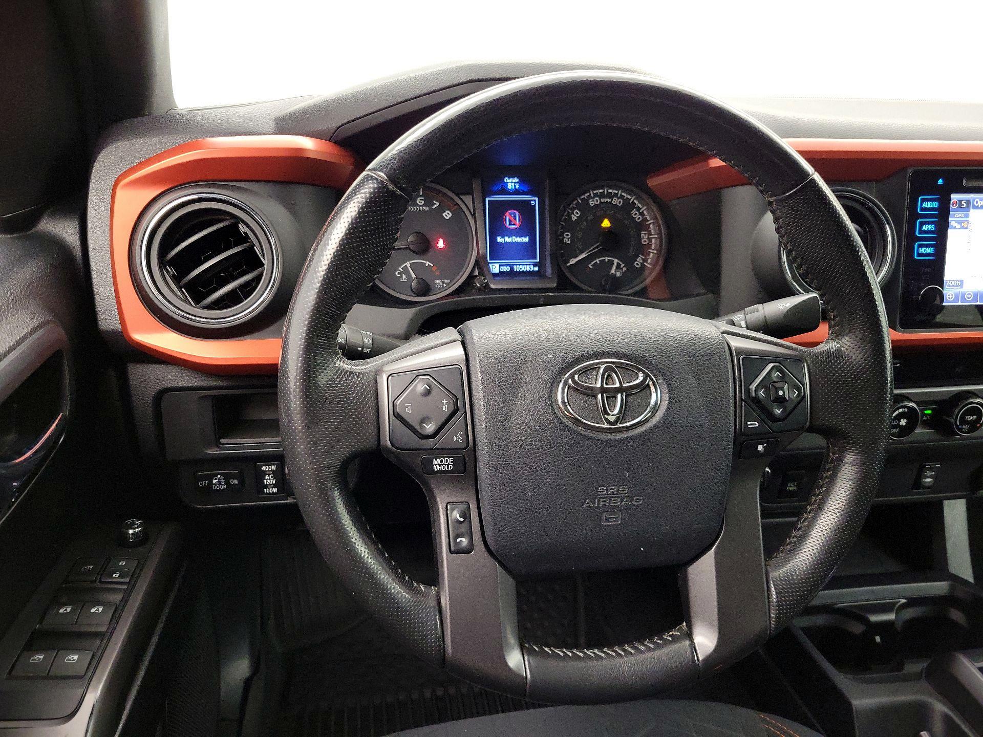 Thumbnail: 2017 Toyota Tacoma - 10