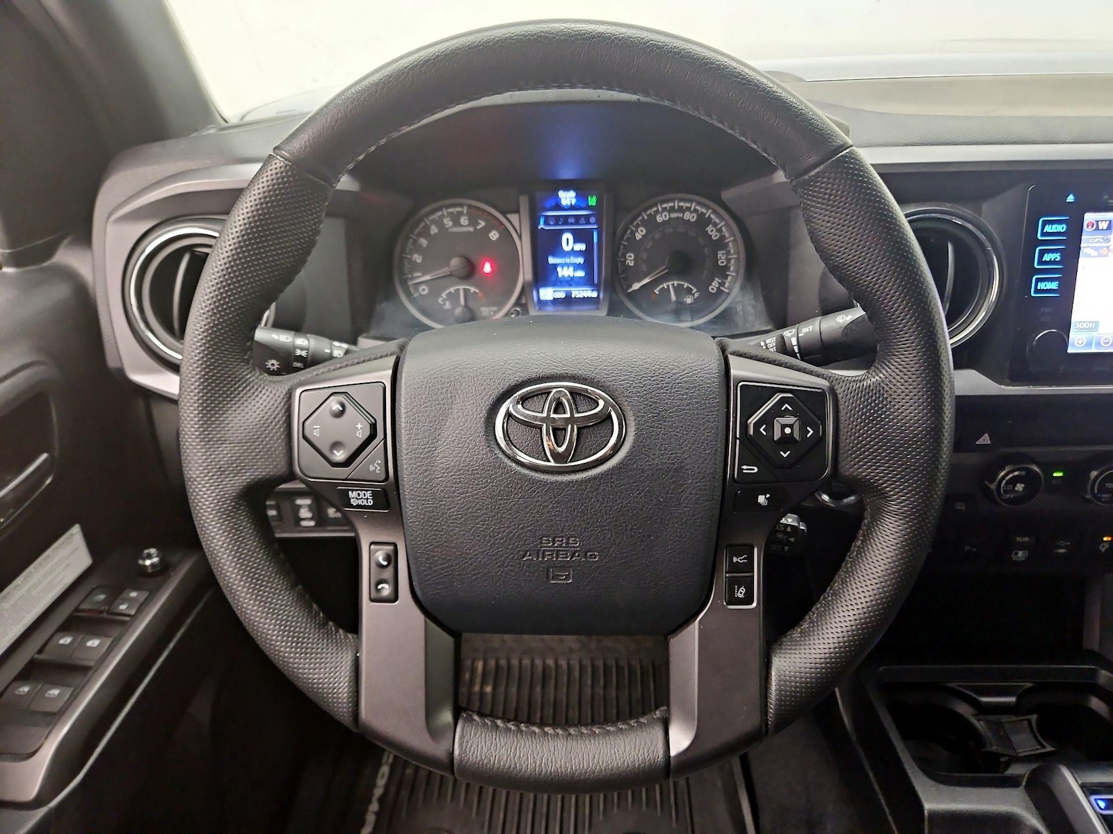 2018 Toyota Tacoma TRD Off Road - Photo 11