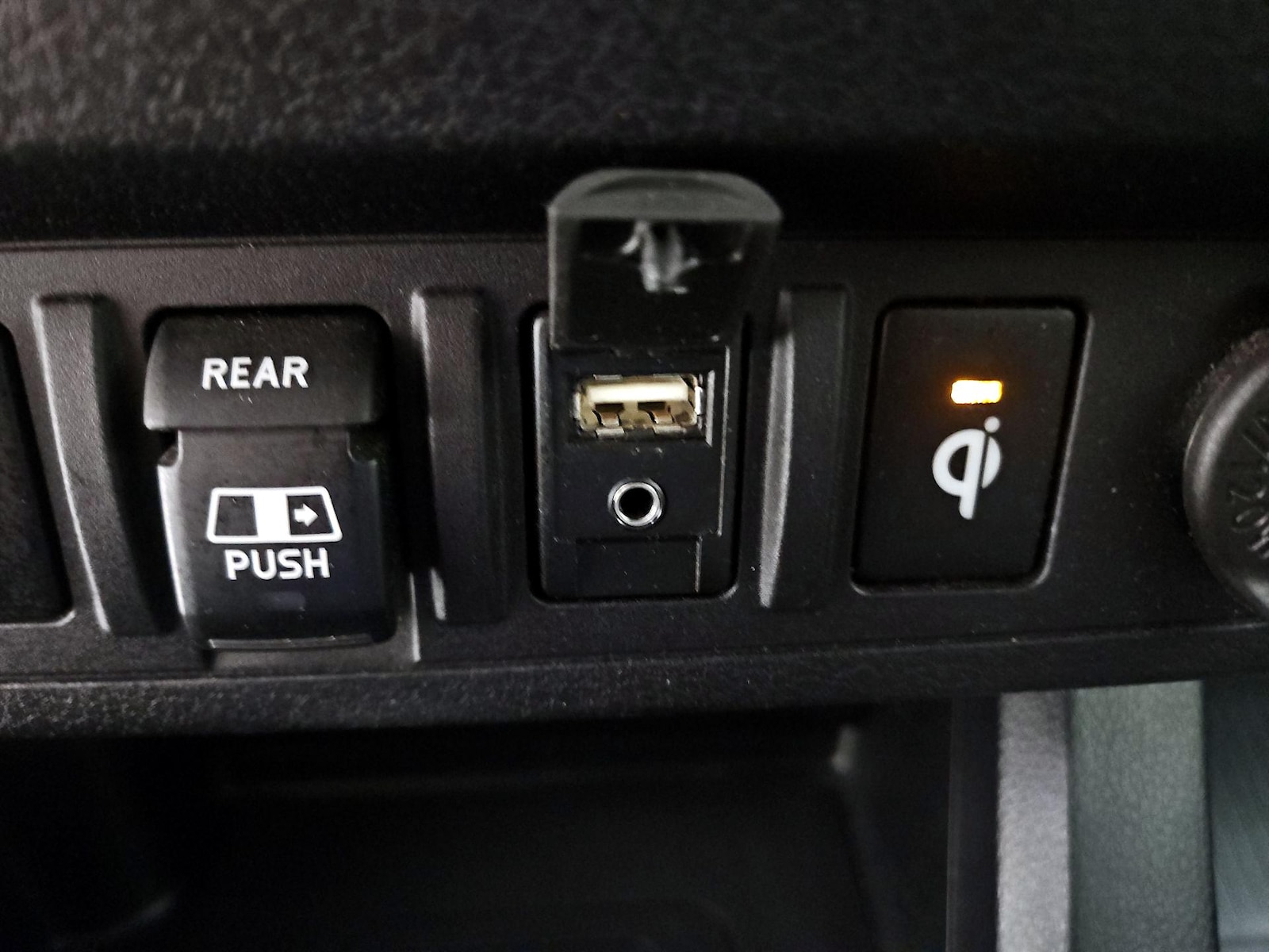 2018 Toyota Tacoma TRD Off Road - Photo 20