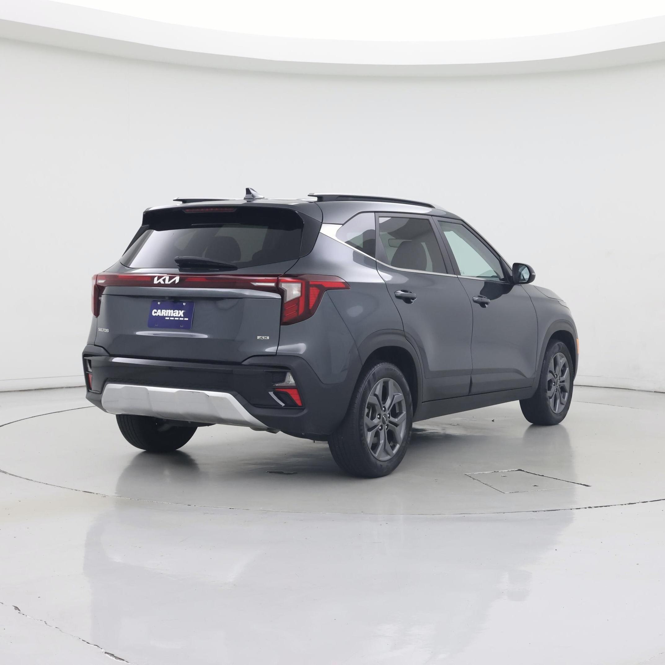 Thumbnail: 2024 Kia Seltos - 8