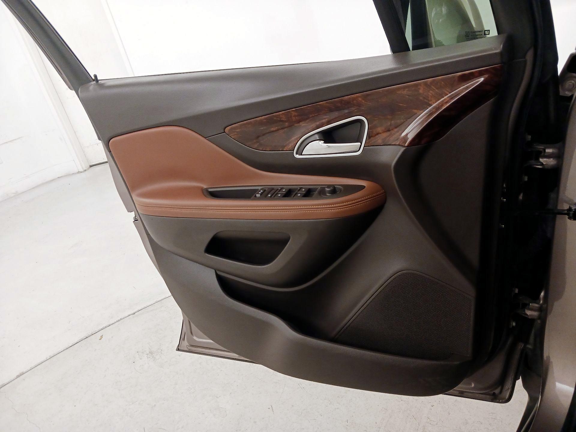 Thumbnail: 2015 Buick Encore - 12