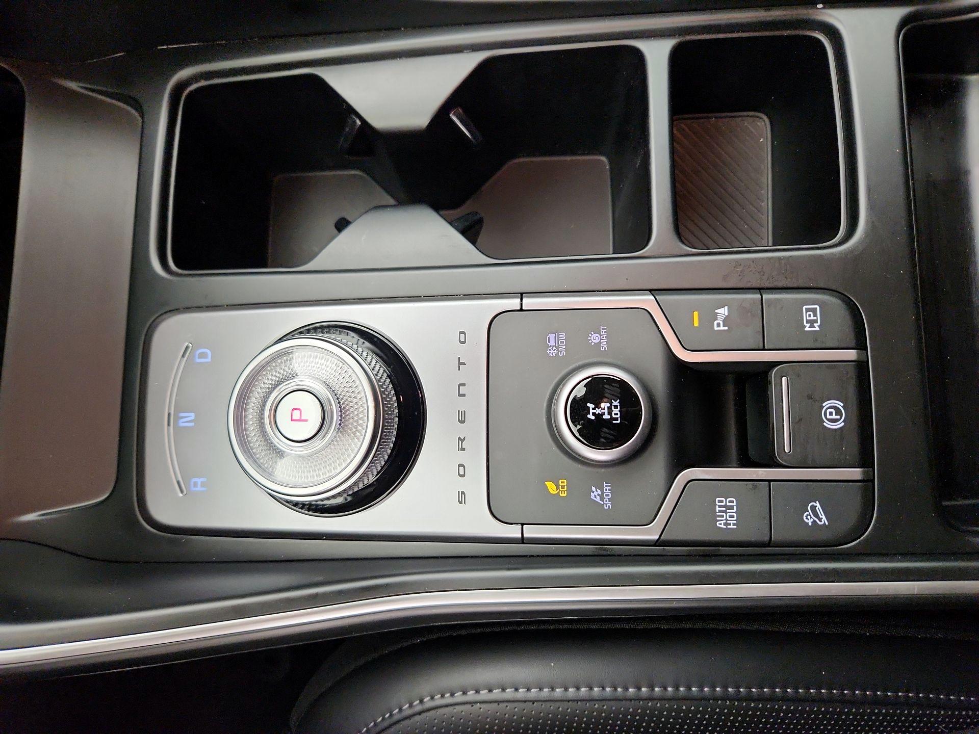 Thumbnail: 2025 Kia Sorento - 18