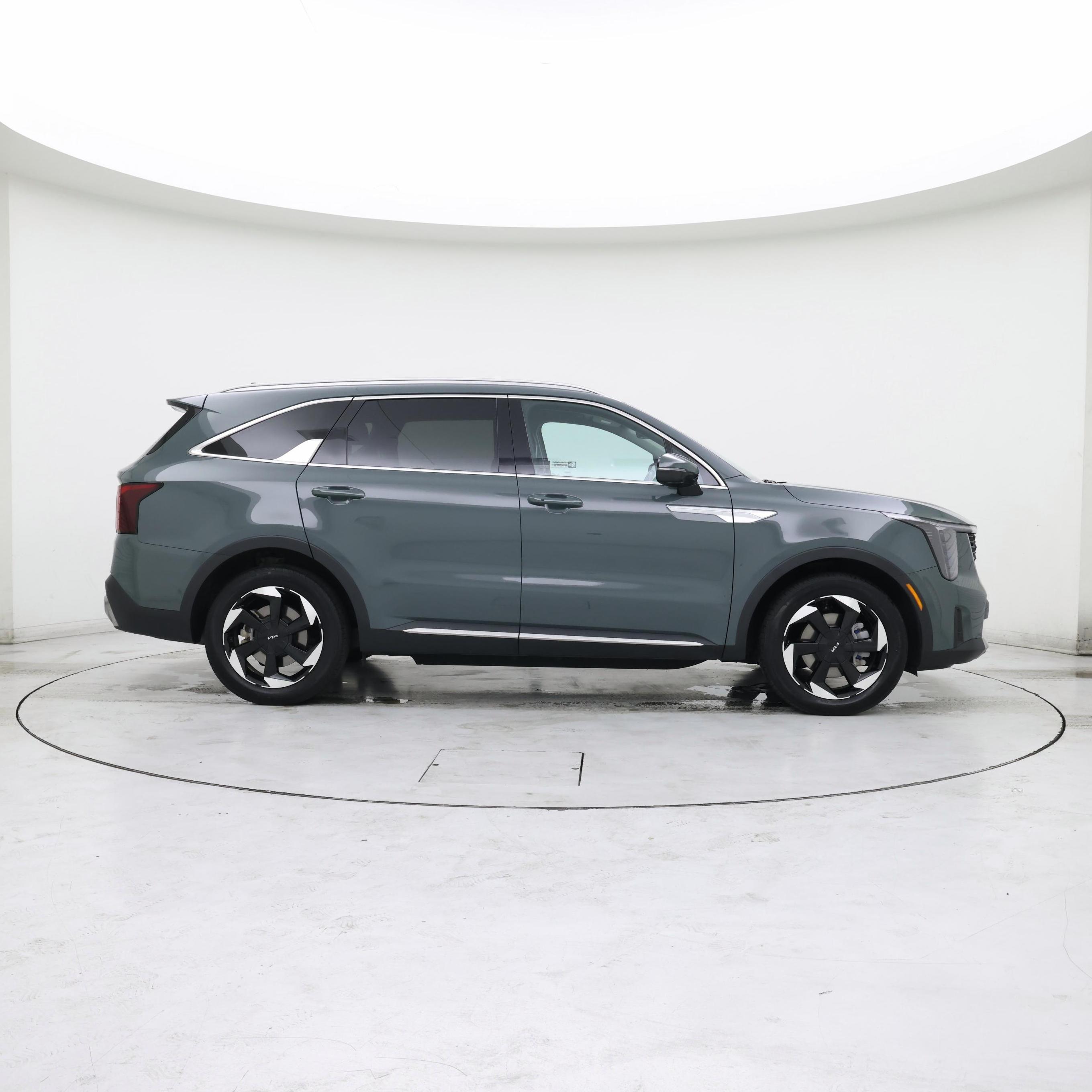 Thumbnail: 2025 Kia Sorento - 7