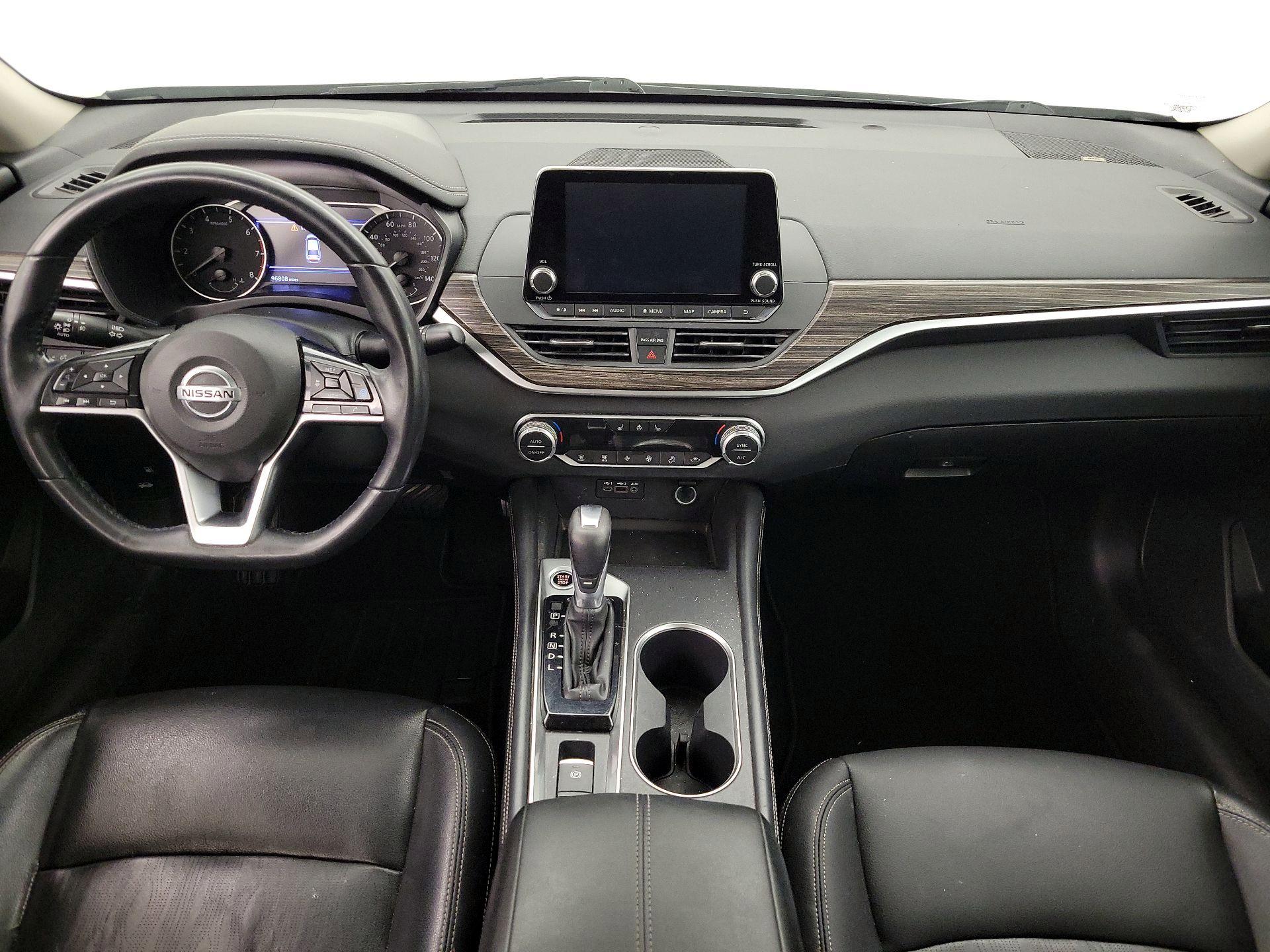 Thumbnail: 2019 Nissan Altima - 9