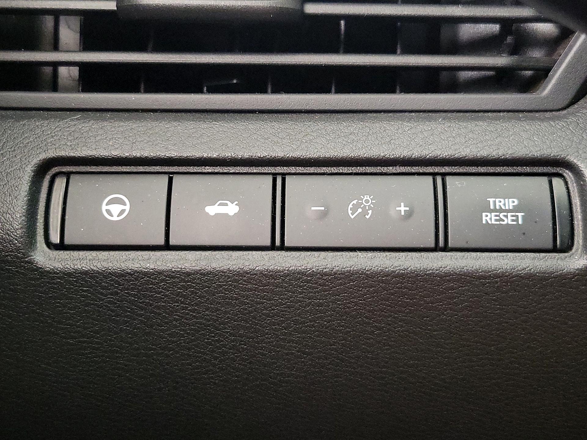 Thumbnail: 2019 Nissan Altima - 13
