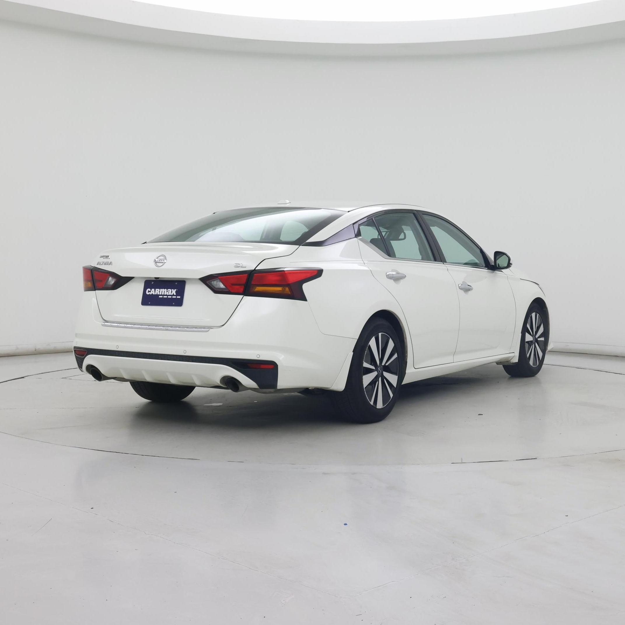 Thumbnail: 2019 Nissan Altima - 8
