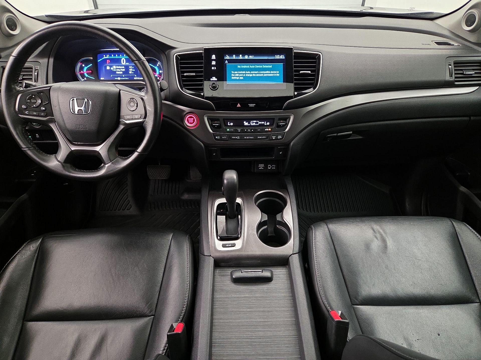 Thumbnail: 2019 Honda Pilot - 9