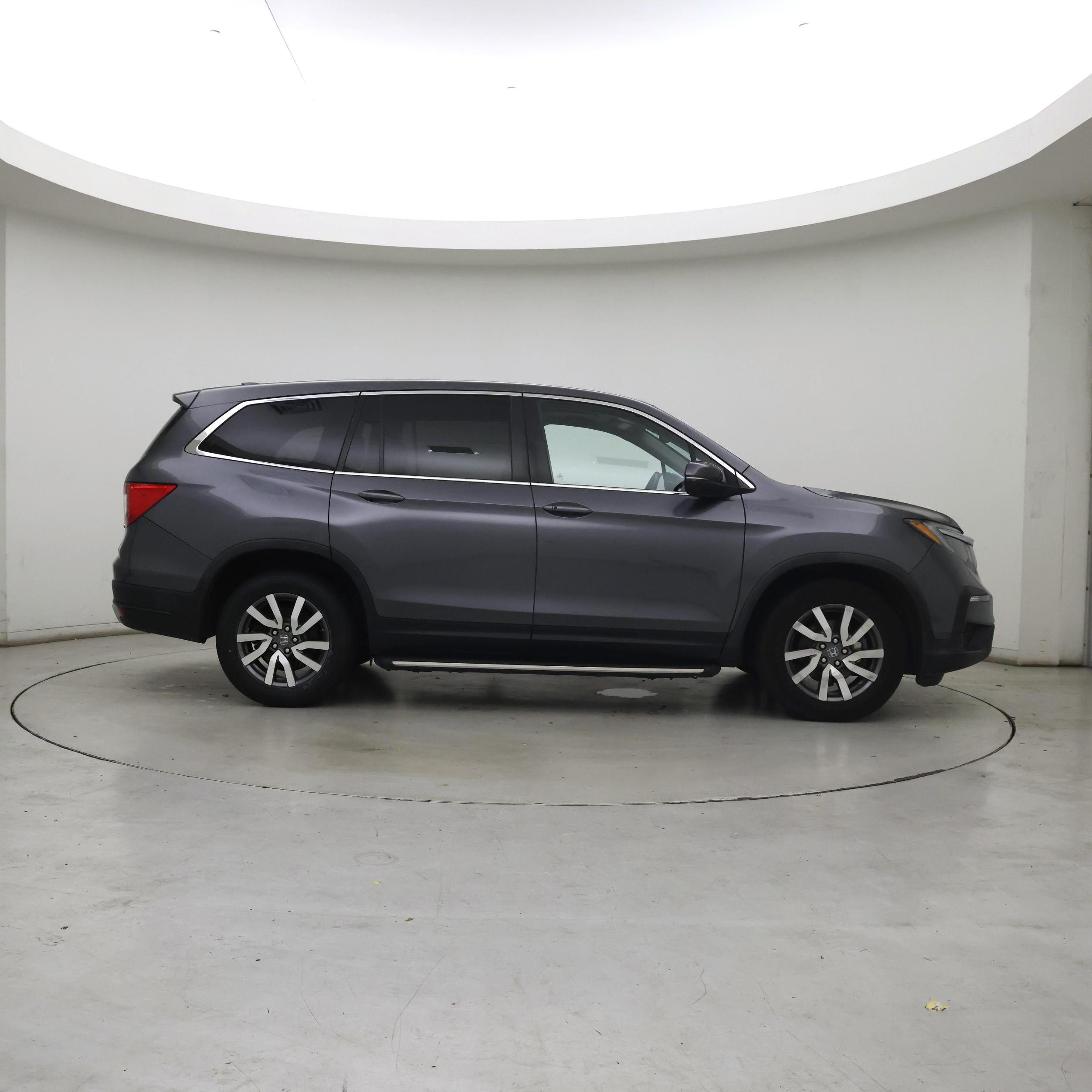 Thumbnail: 2019 Honda Pilot - 7