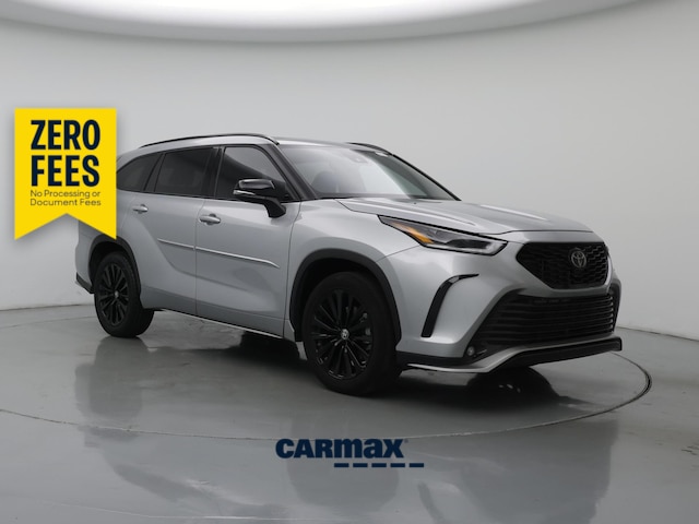 Silver 2023 Toyota Highlander SUV / Crossover Front-Wheel Drive Automatic