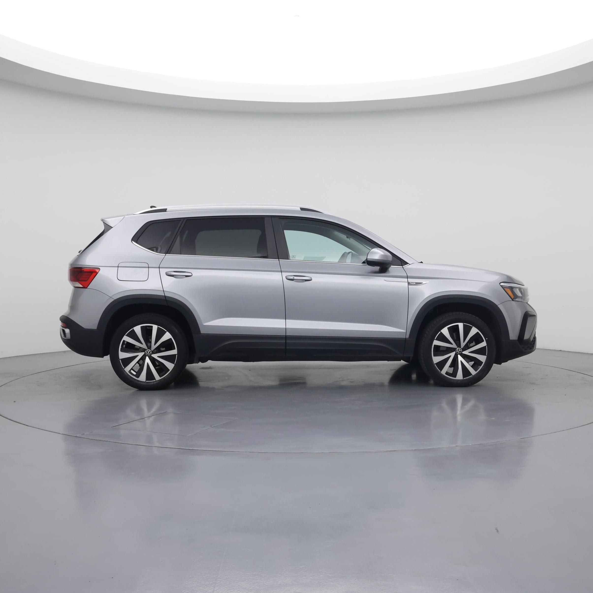 Thumbnail: 2022 Volkswagen Taos - 7