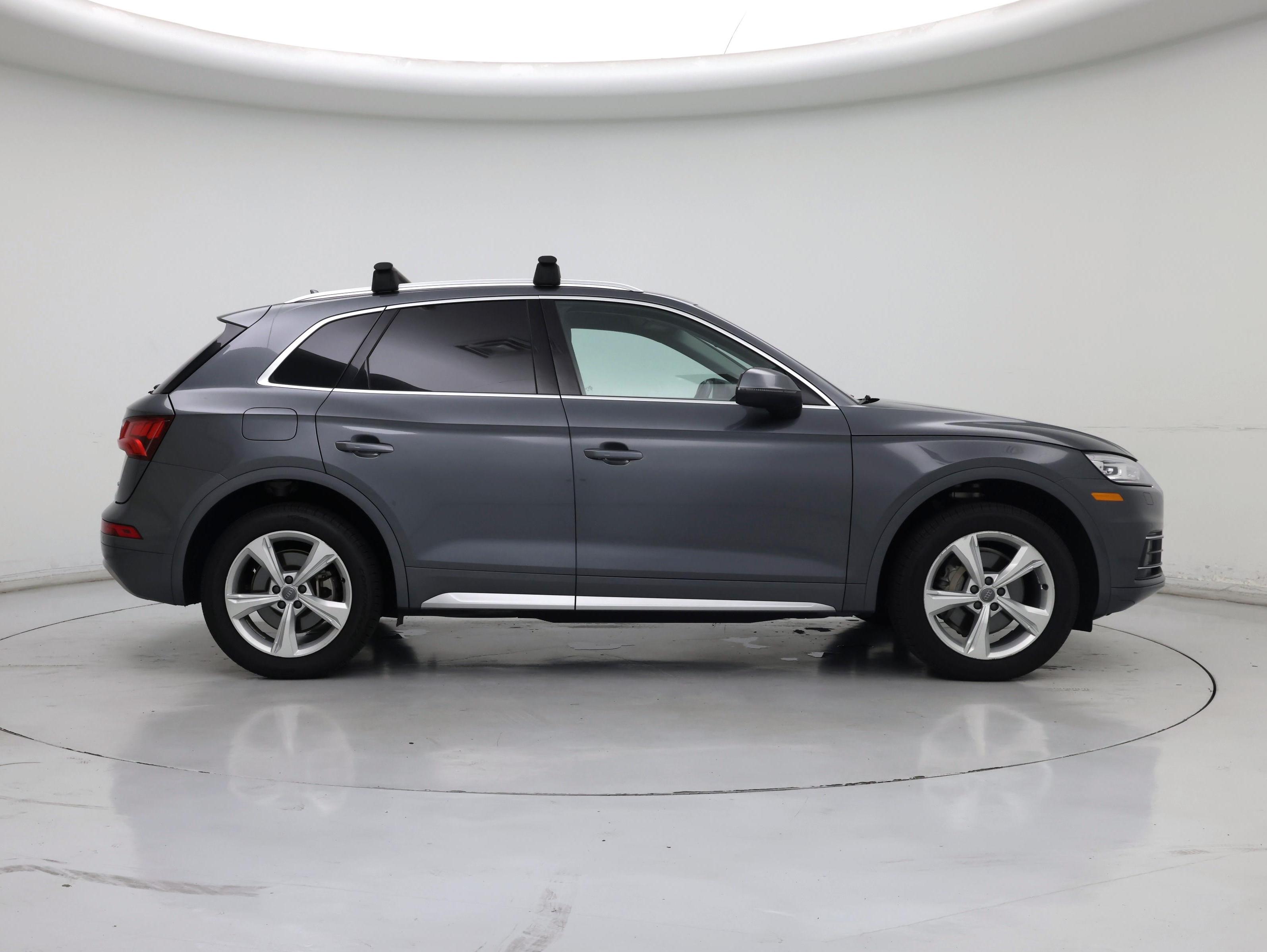 Thumbnail: 2020 Audi Q5 - 7