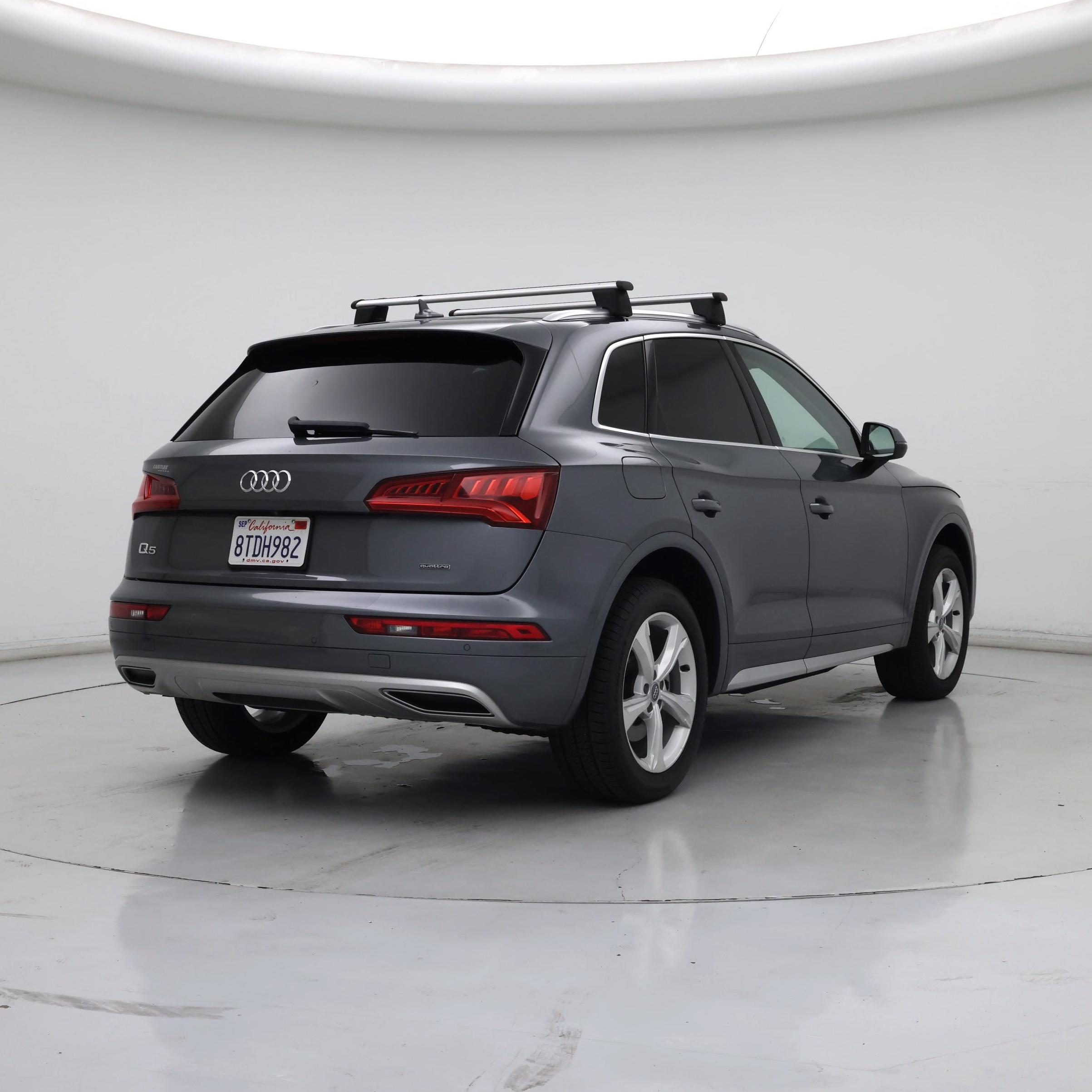 Thumbnail: 2020 Audi Q5 - 8