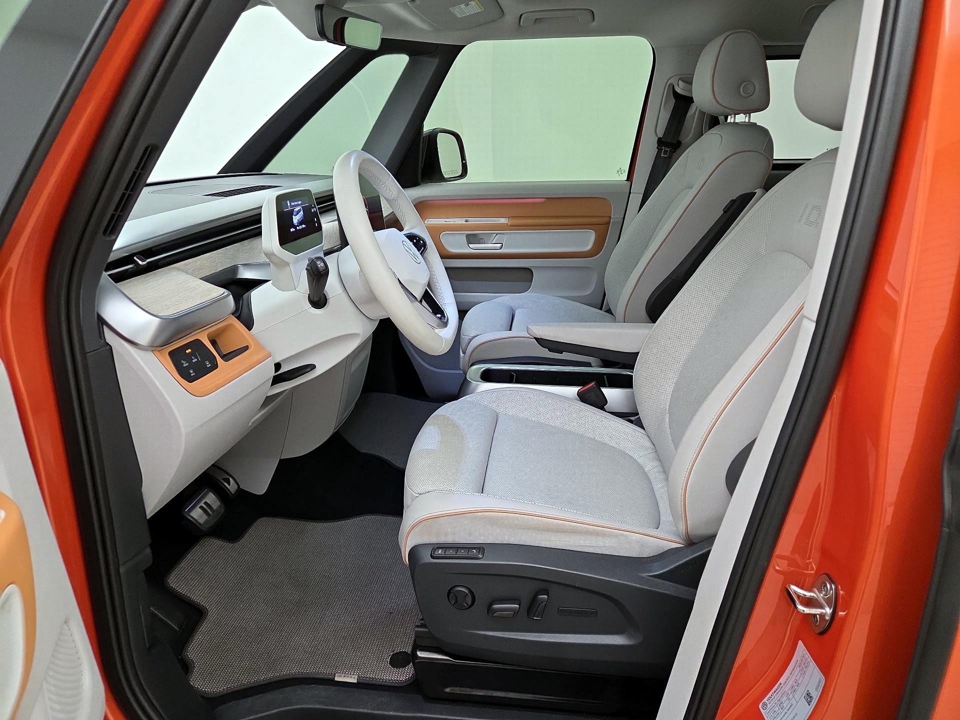 Thumbnail: 2025 Volkswagen ID.Buzz - 11