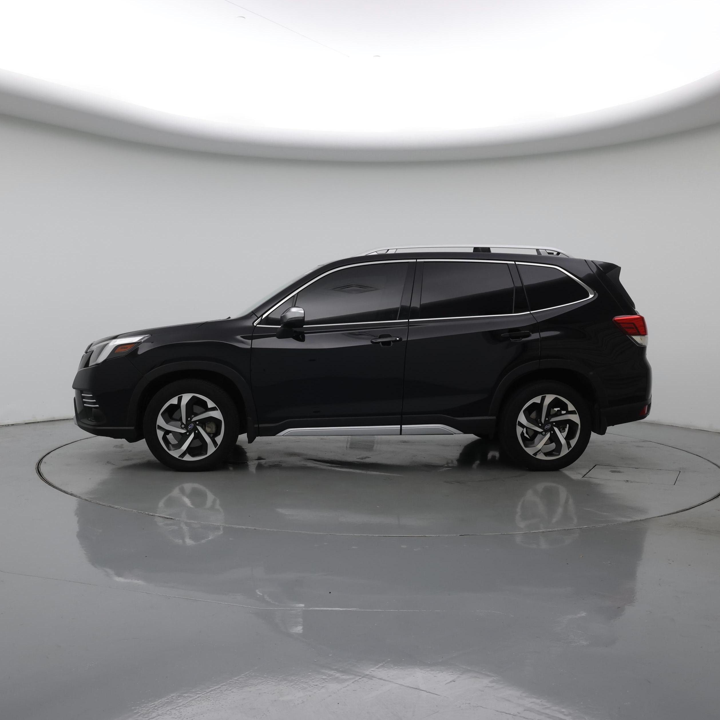 Thumbnail: 2023 Subaru Forester - 3