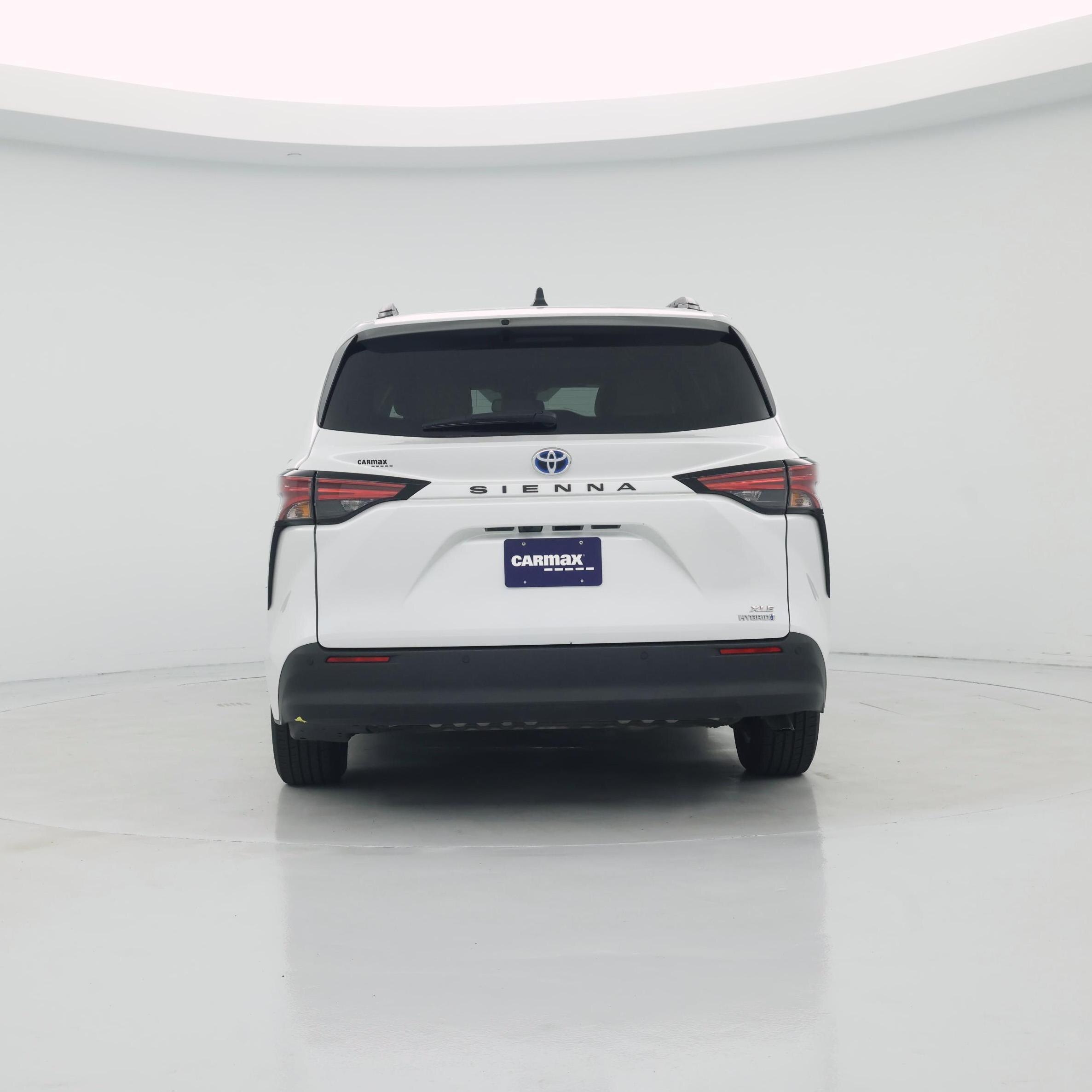 Thumbnail: 2022 Toyota Sienna - 6