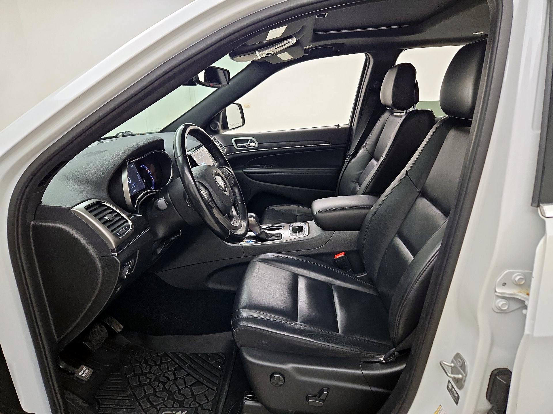 Thumbnail: 2021 Jeep Grand Cherokee - 11