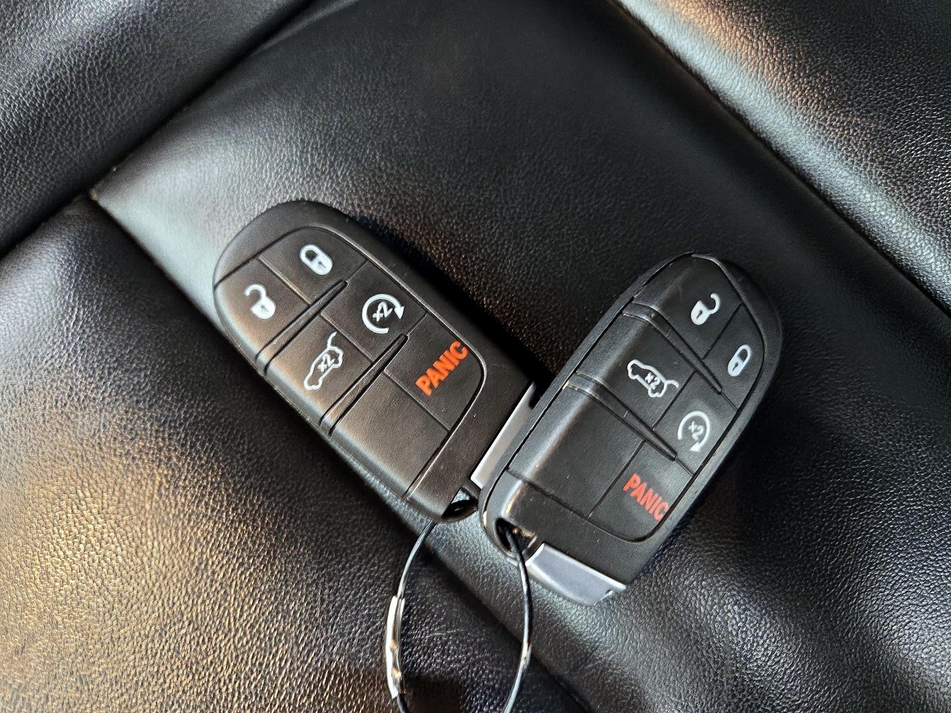 Thumbnail: 2021 Jeep Grand Cherokee - 18