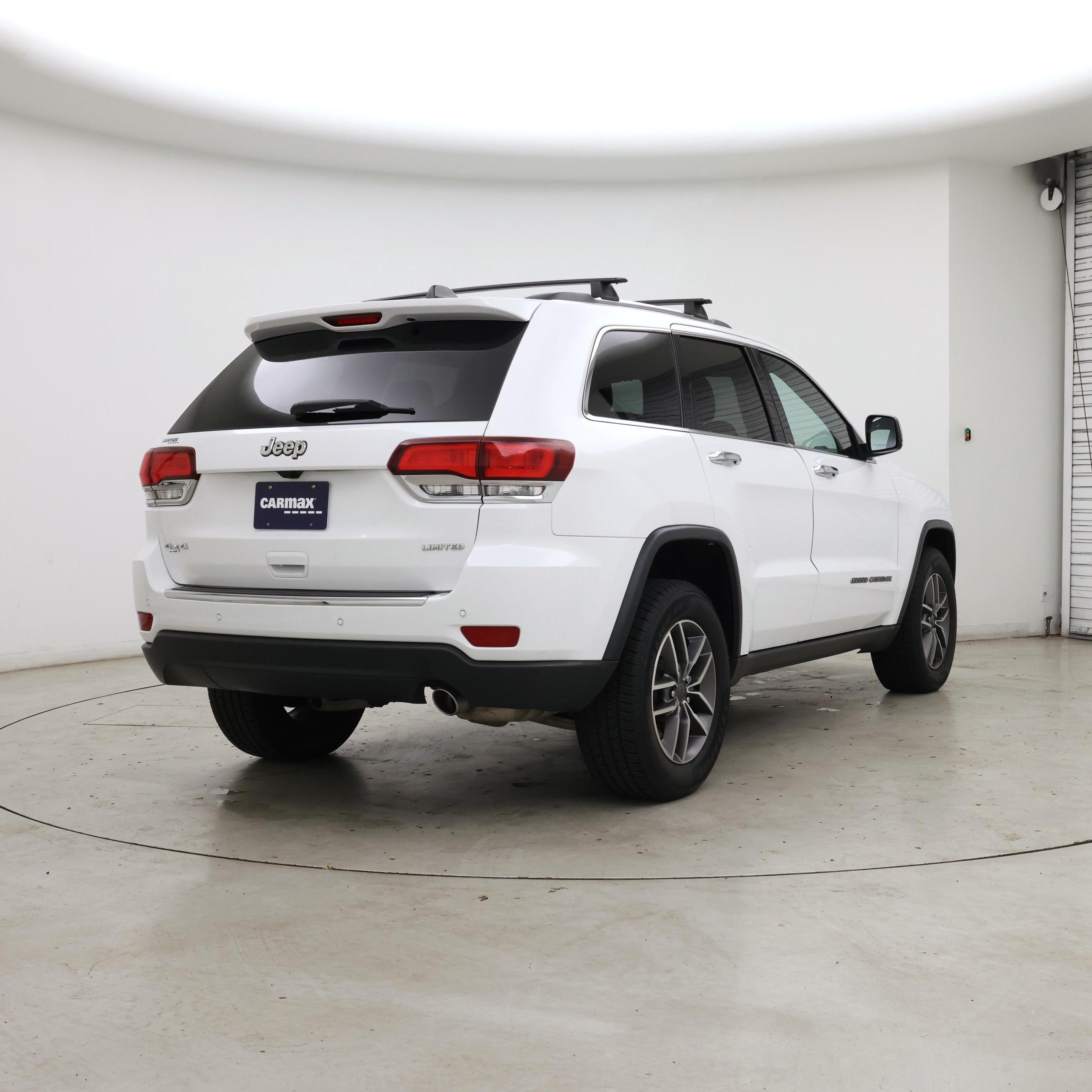 Thumbnail: 2021 Jeep Grand Cherokee - 8