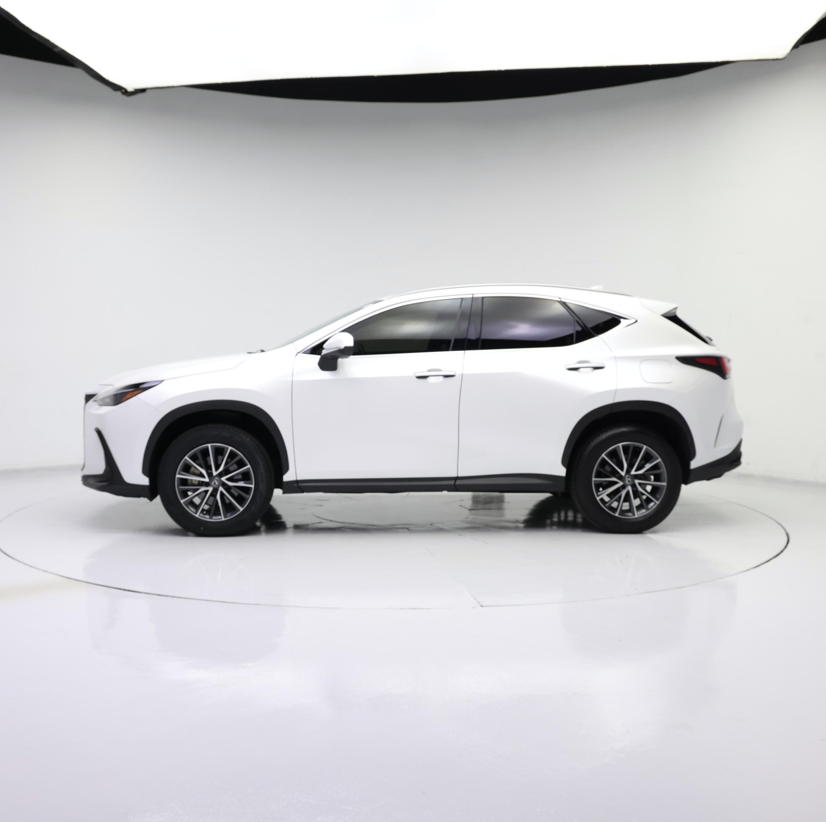 Thumbnail: 2025 Lexus NX - 3