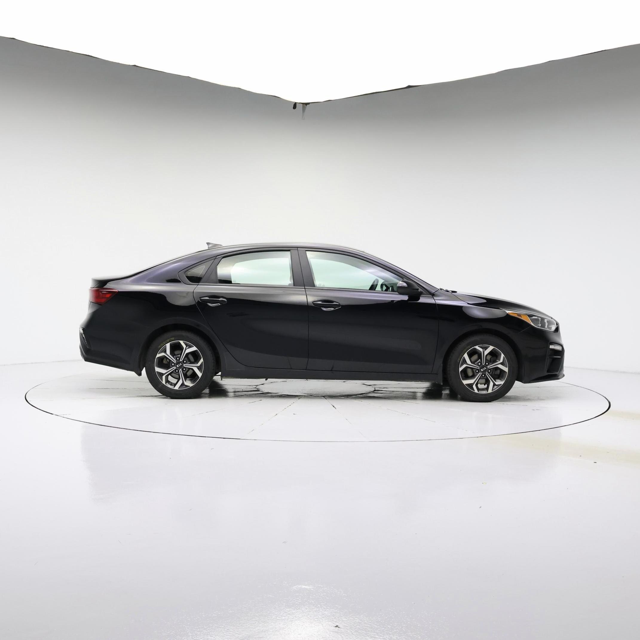 Thumbnail: 2021 Kia Forte - 7