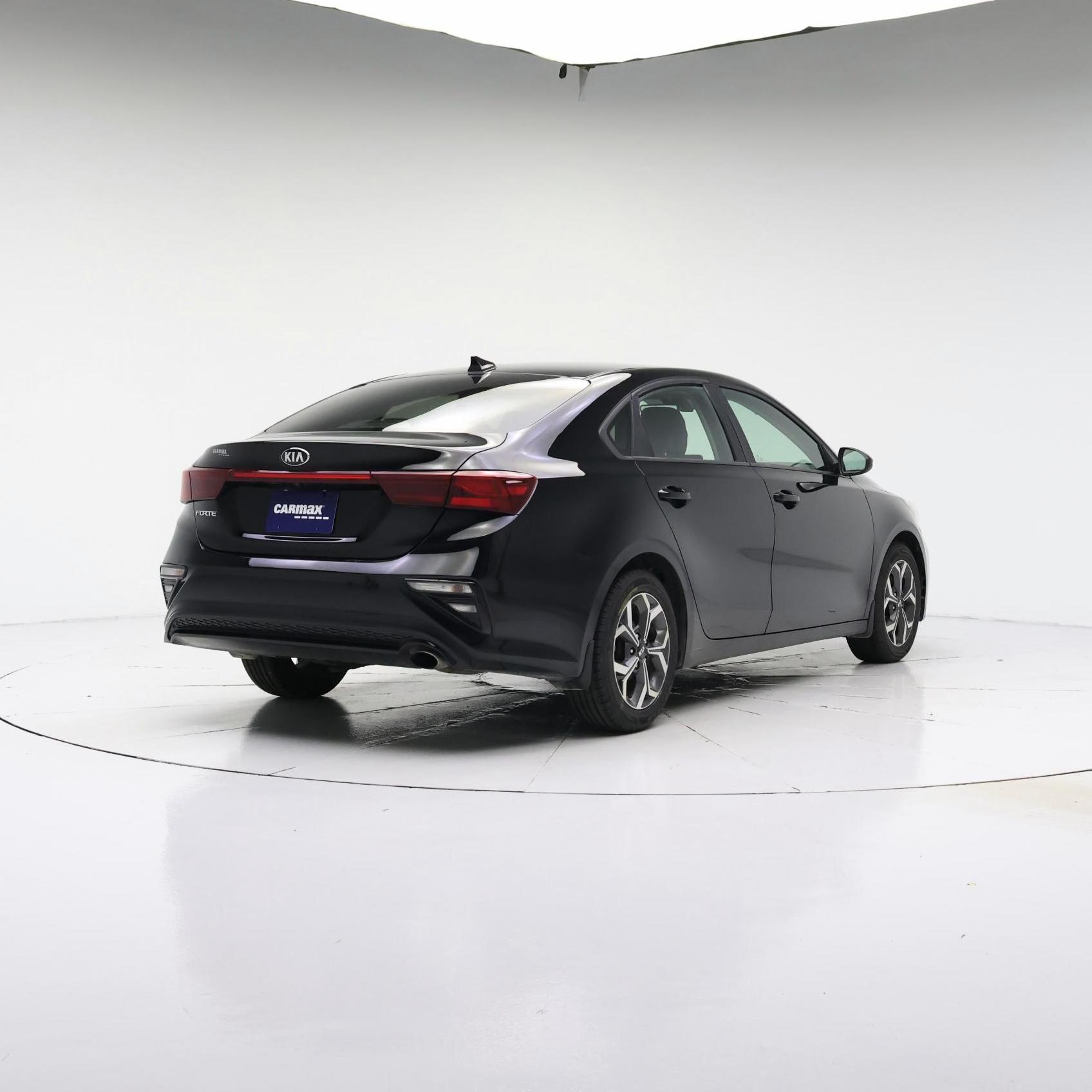 Thumbnail: 2021 Kia Forte - 8