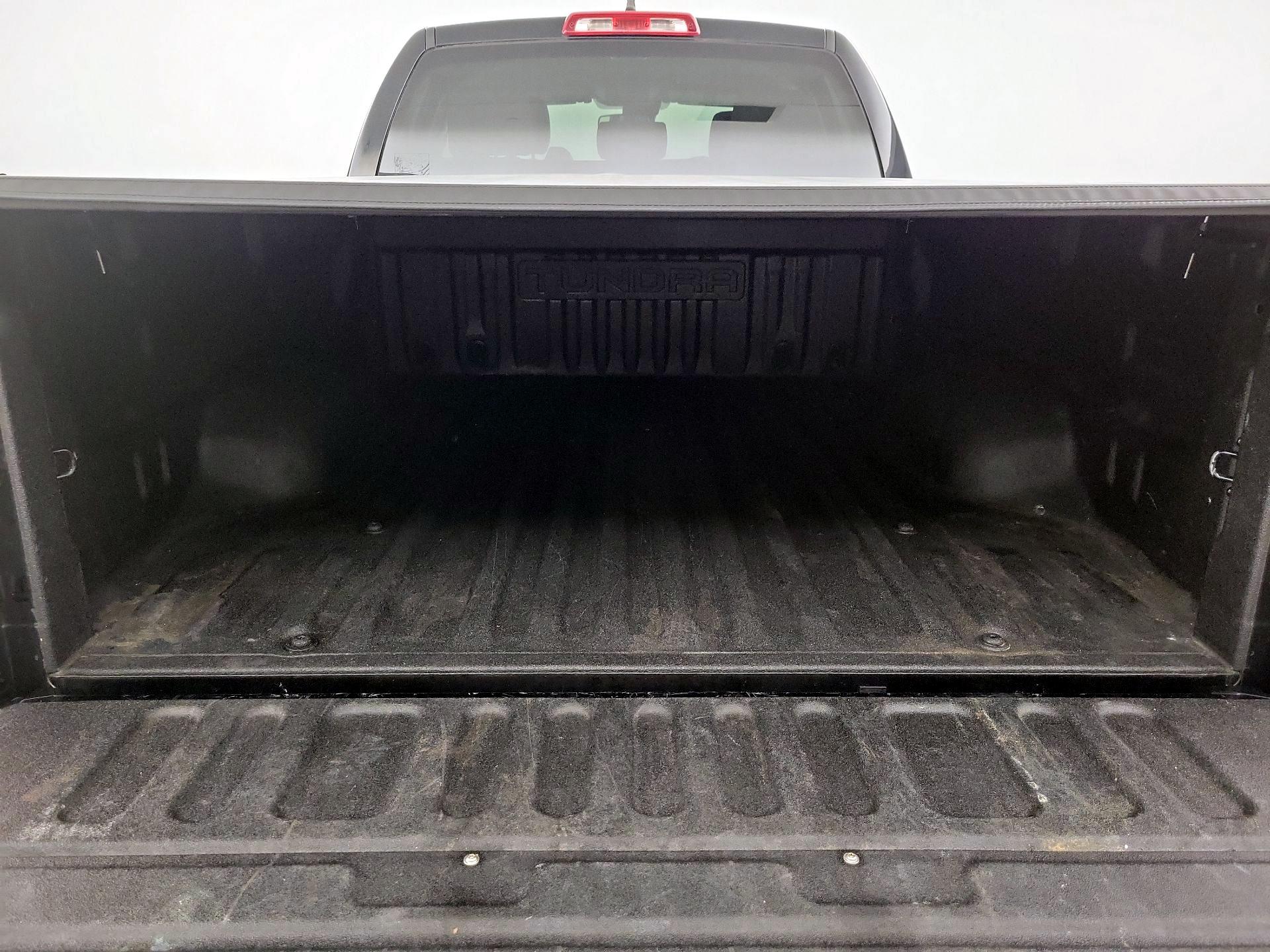 Thumbnail: 2021 Toyota Tundra - 20