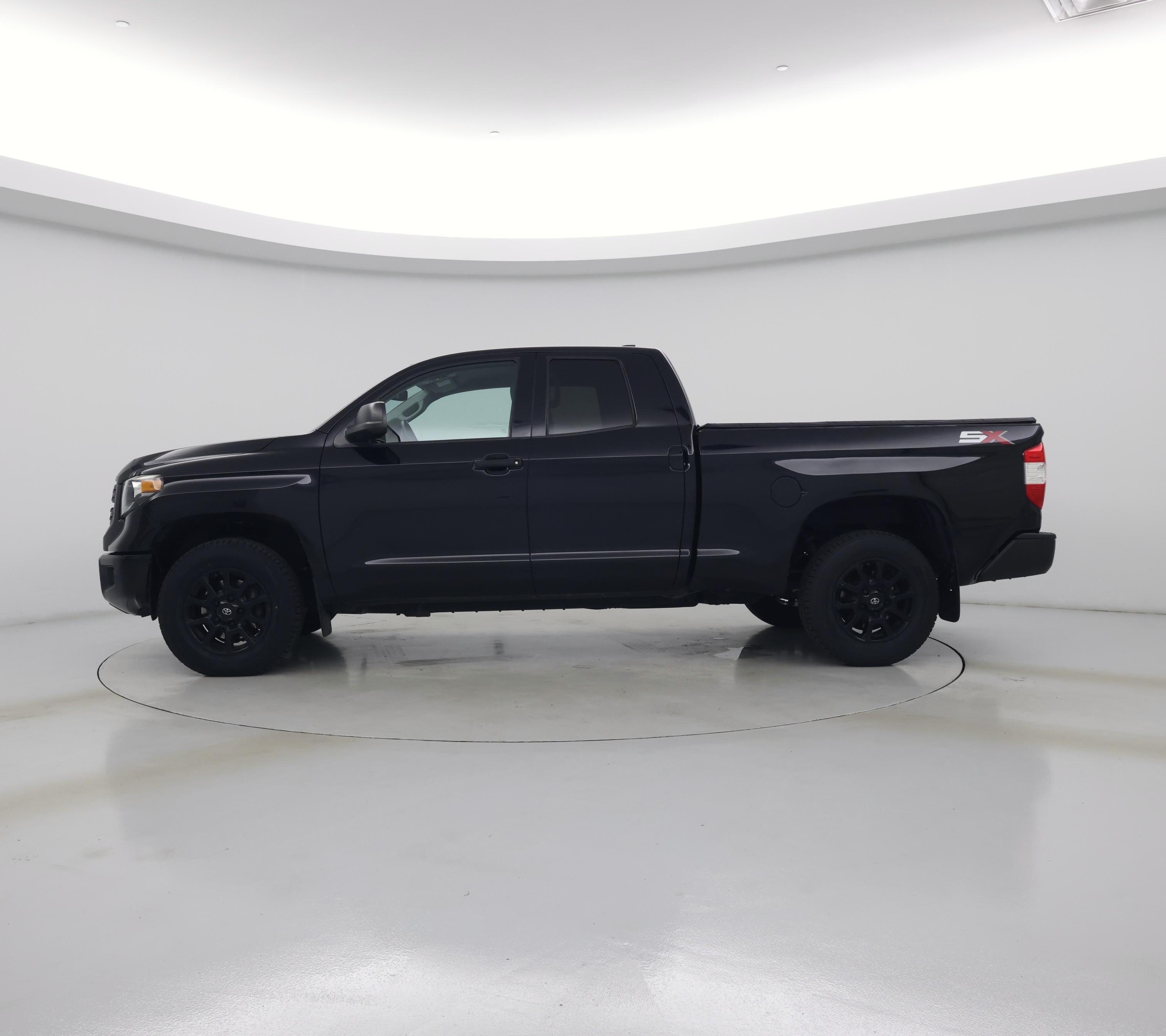 Thumbnail: 2021 Toyota Tundra - 3