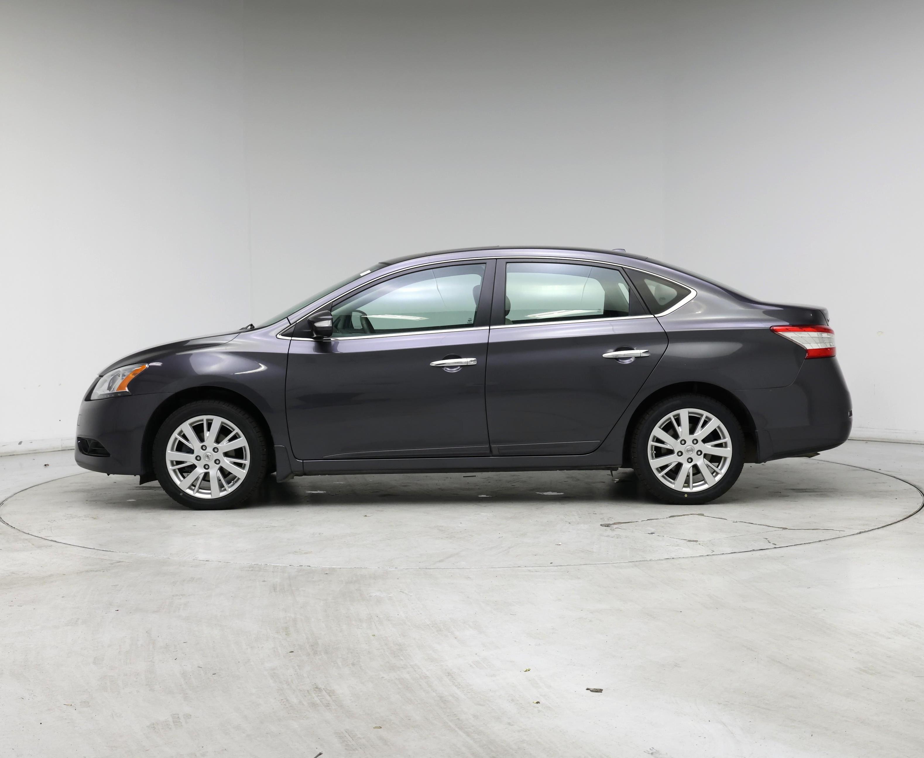 Thumbnail: 2014 Nissan Sentra - 3