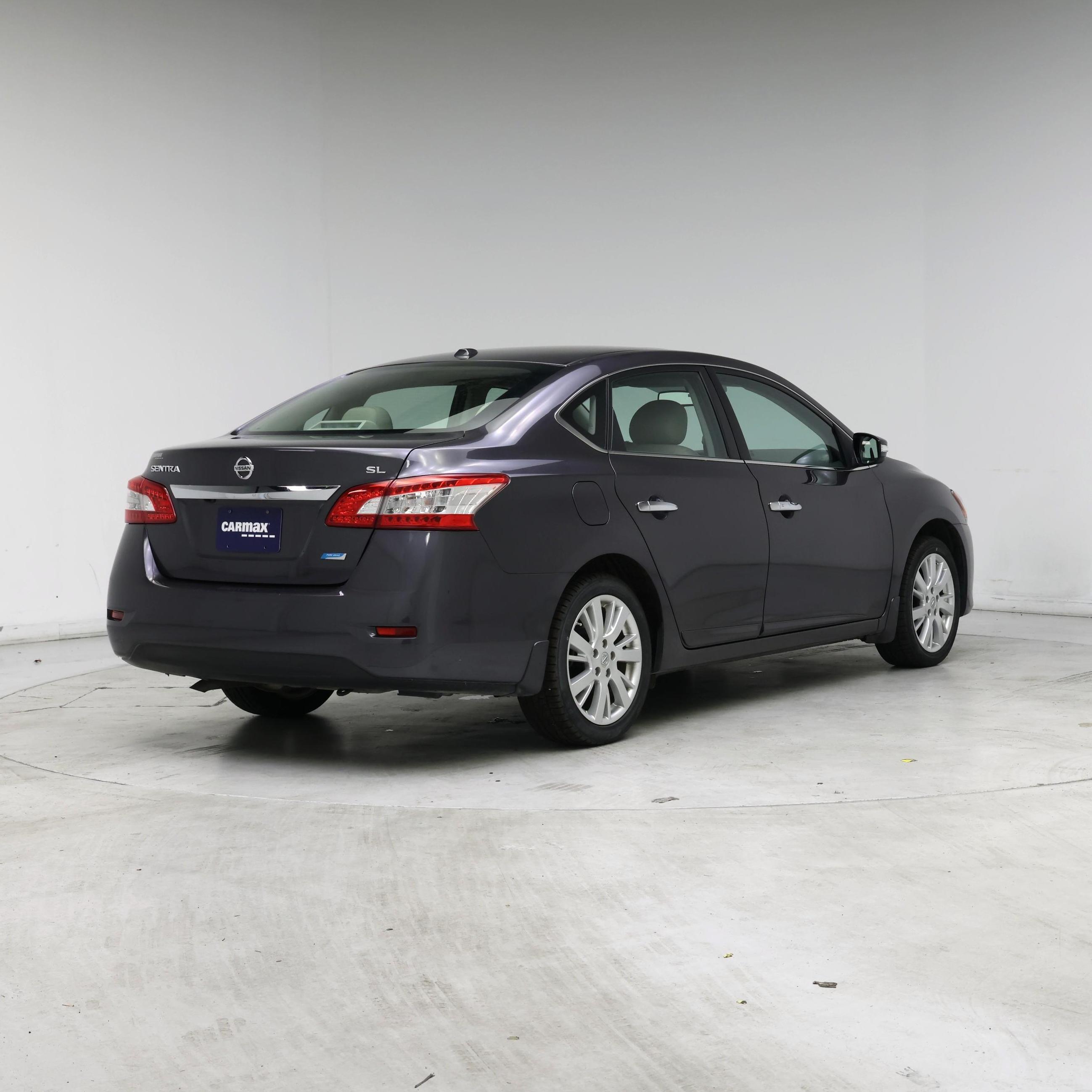 Thumbnail: 2014 Nissan Sentra - 8