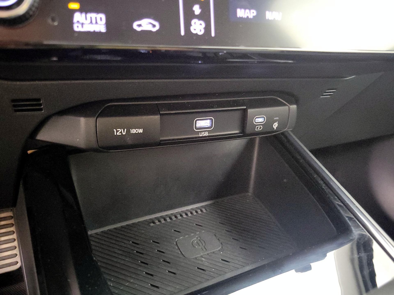 2024 Kia Niro EX Touring - Photo 20