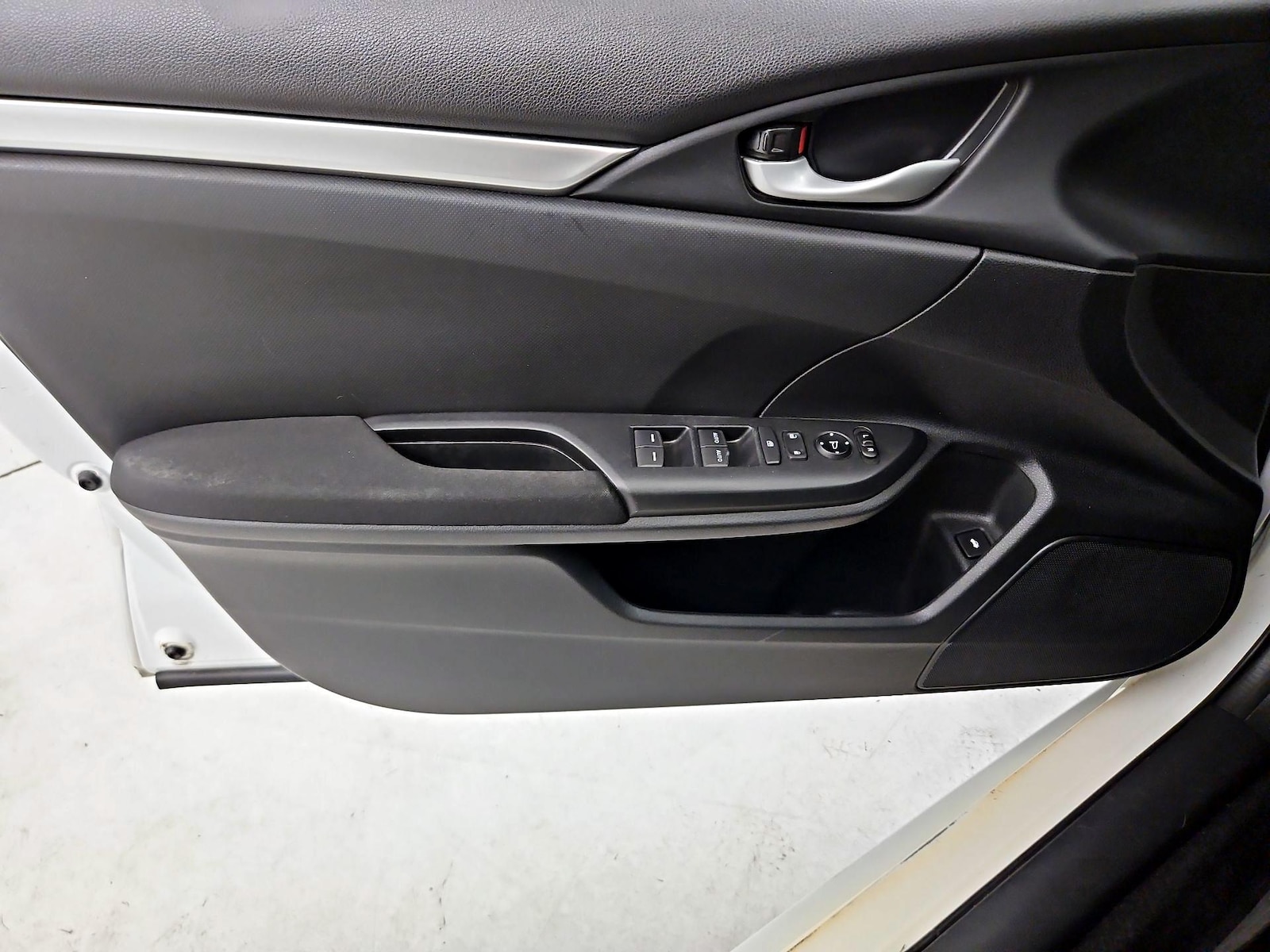 2019 Honda Civic LX - Photo 13