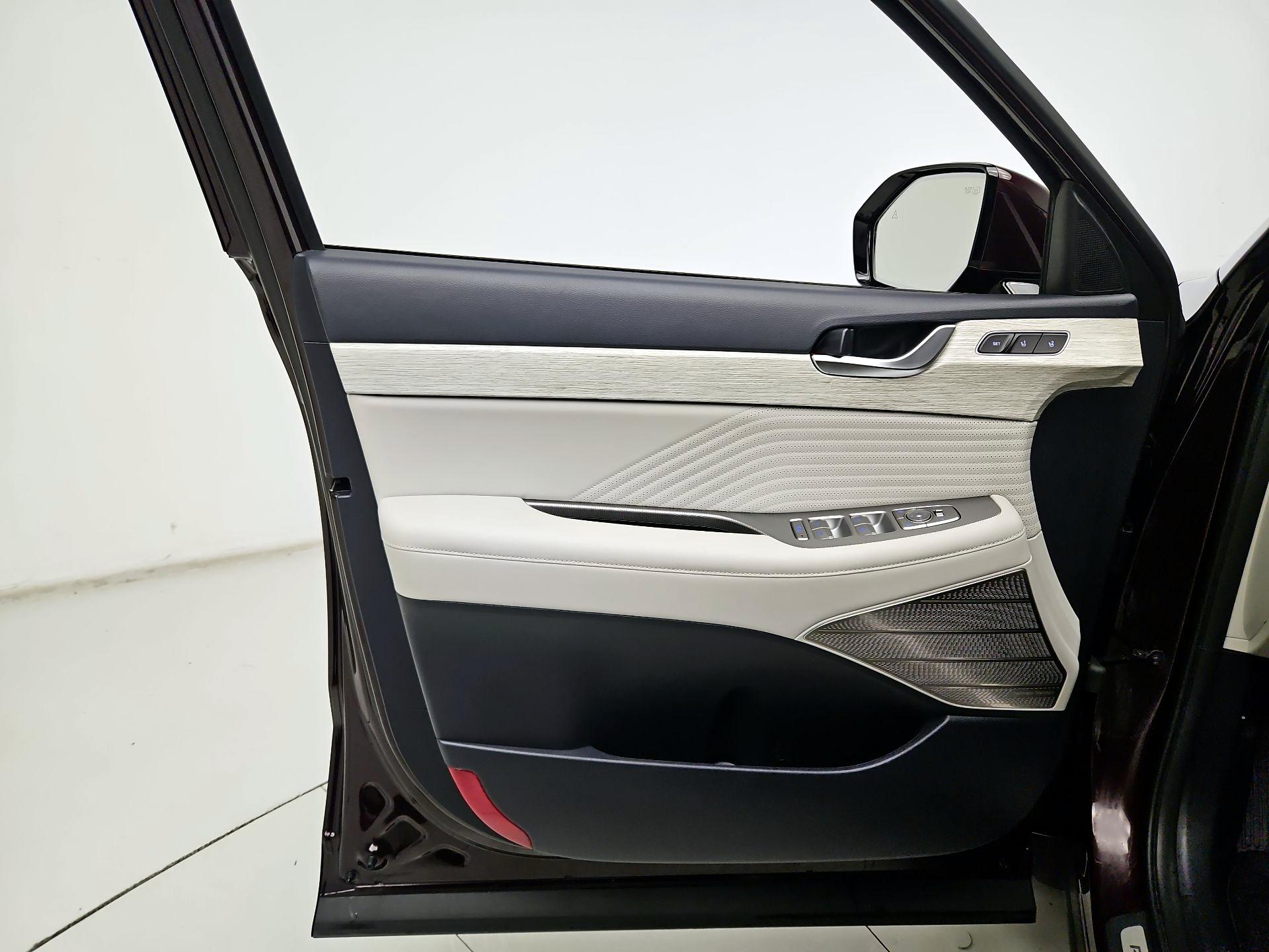 Thumbnail: 2024 Hyundai Palisade - 12