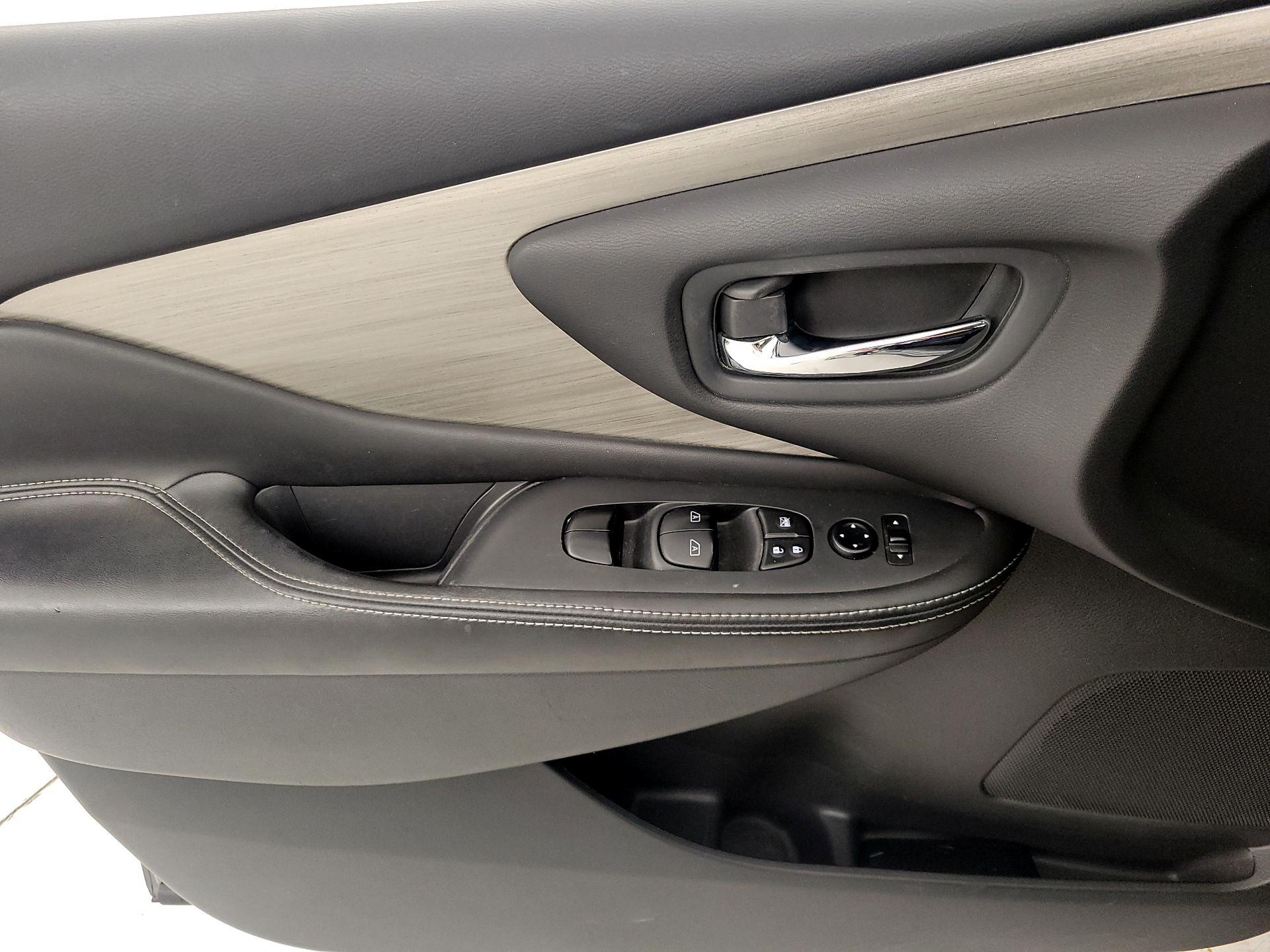 Thumbnail: 2015 Nissan Murano - 12