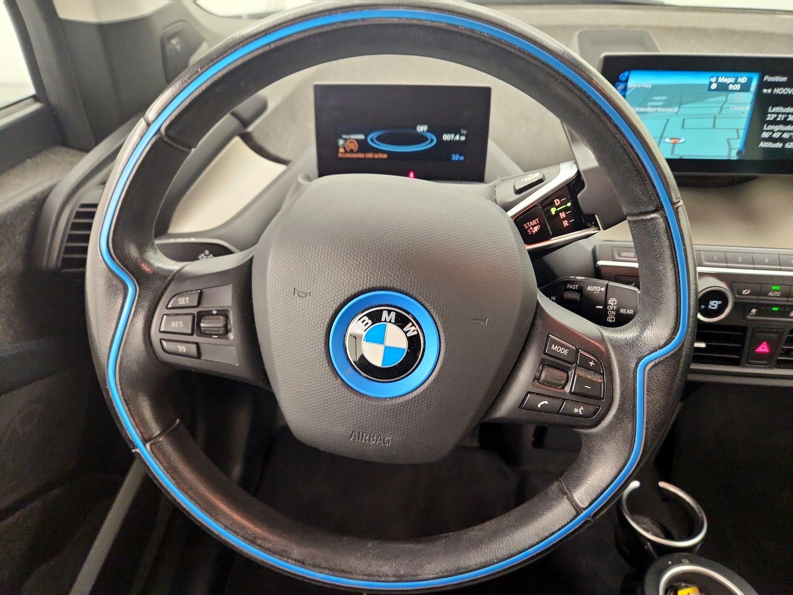 2016 BMW i3 Tera World - Photo 11