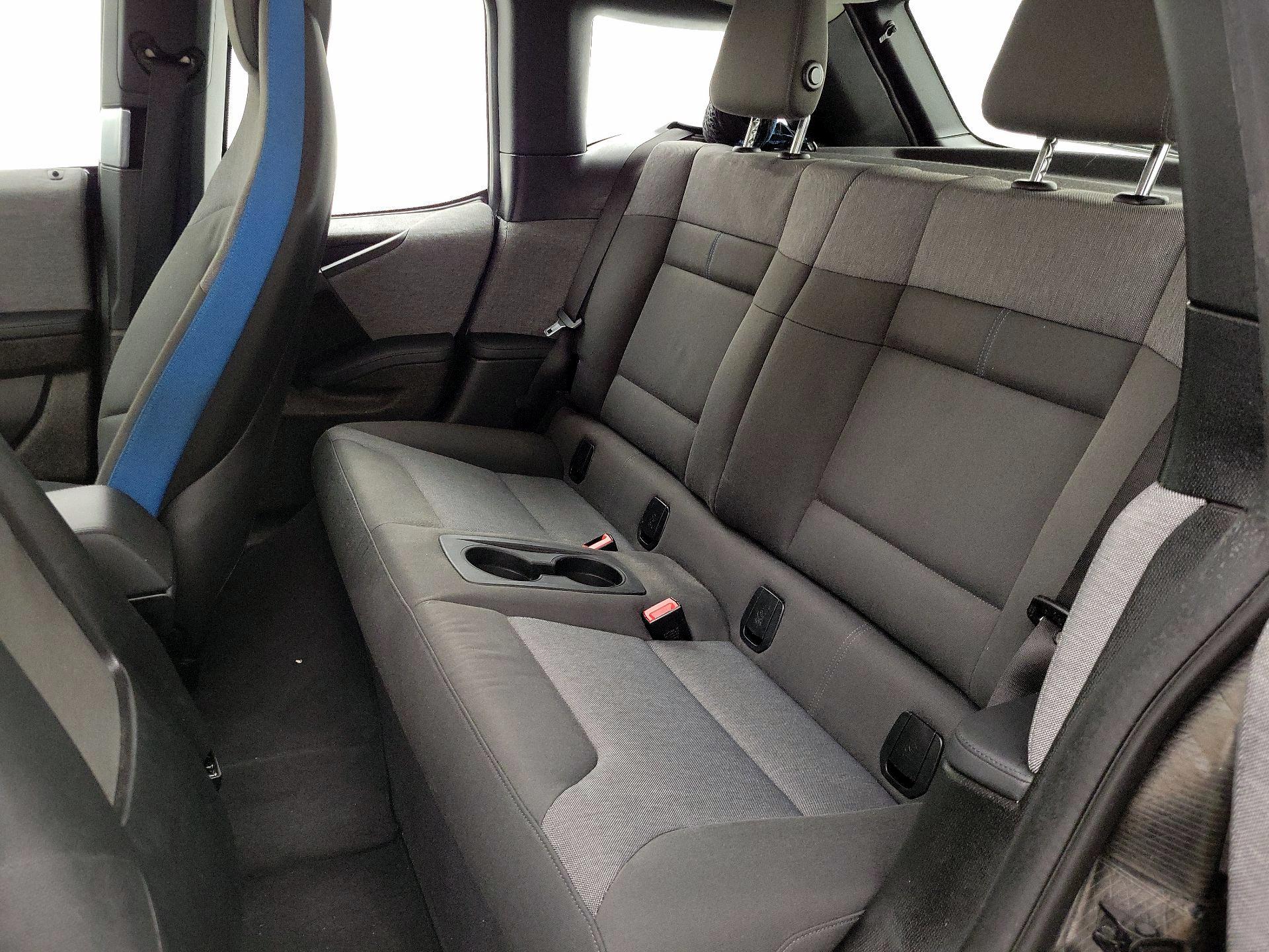 Thumbnail: 2016 BMW i3 - 19