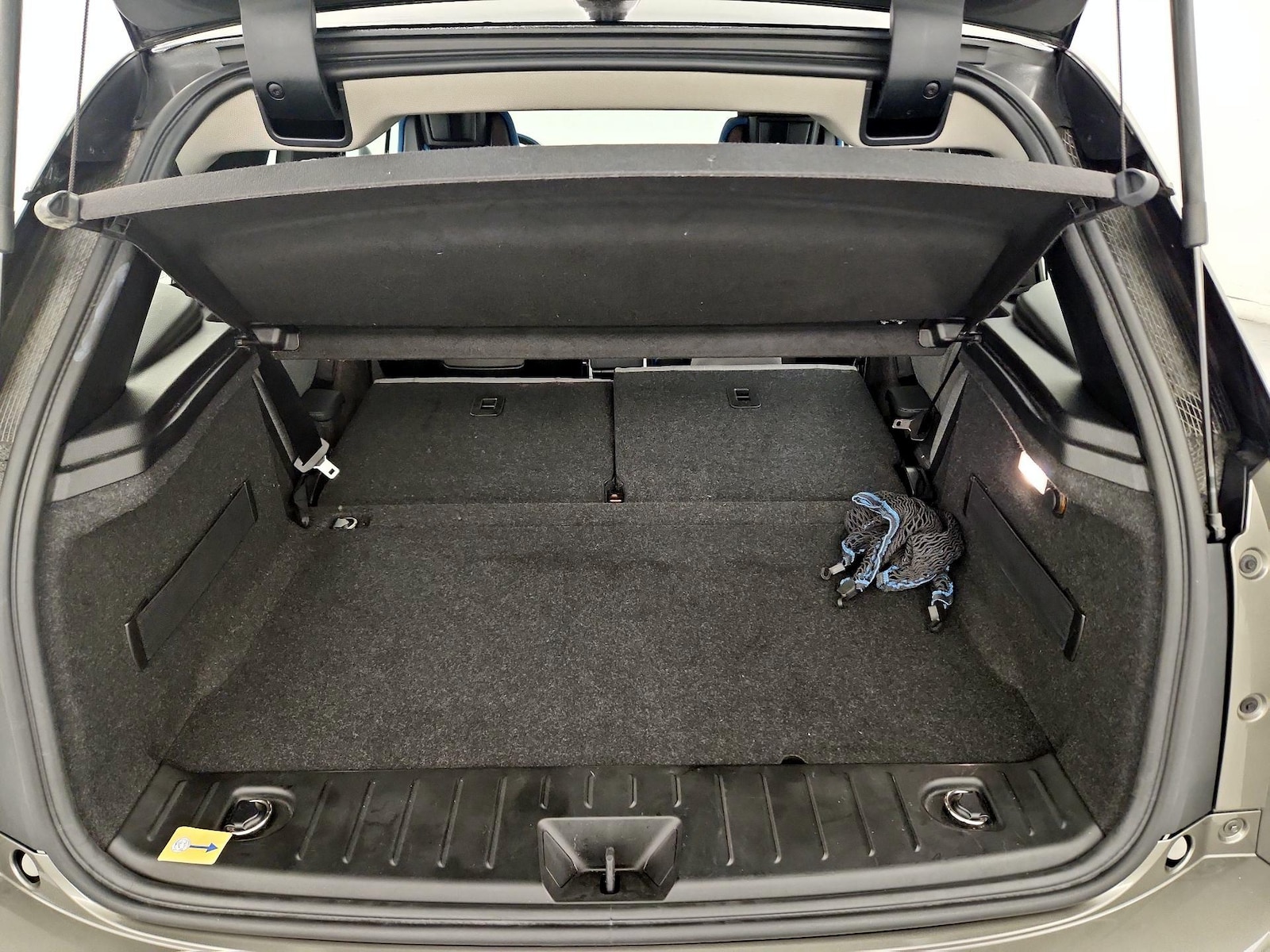 2016 BMW i3 Tera World - Photo 23